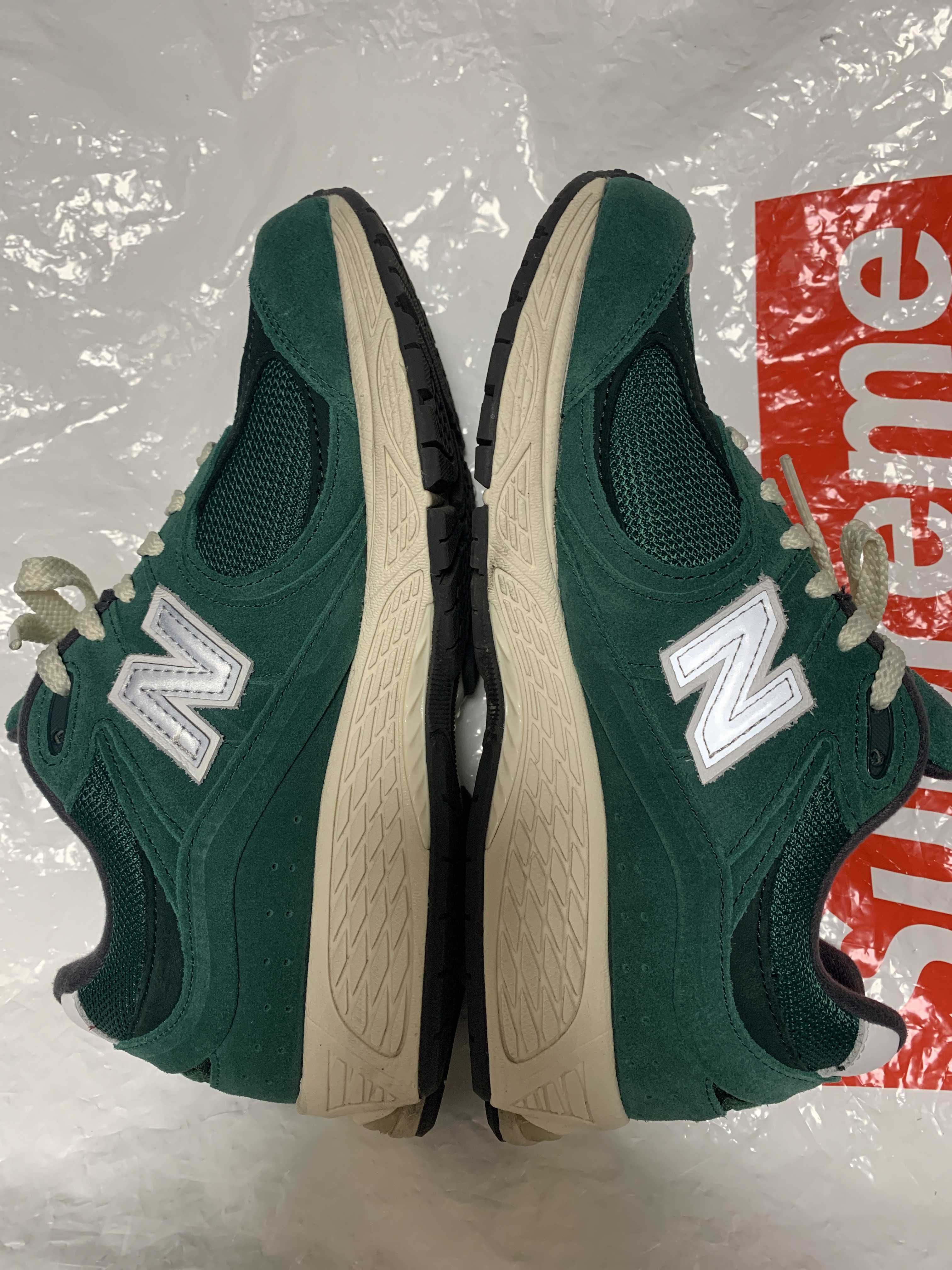 New Balance 2002R "Forest Green"
