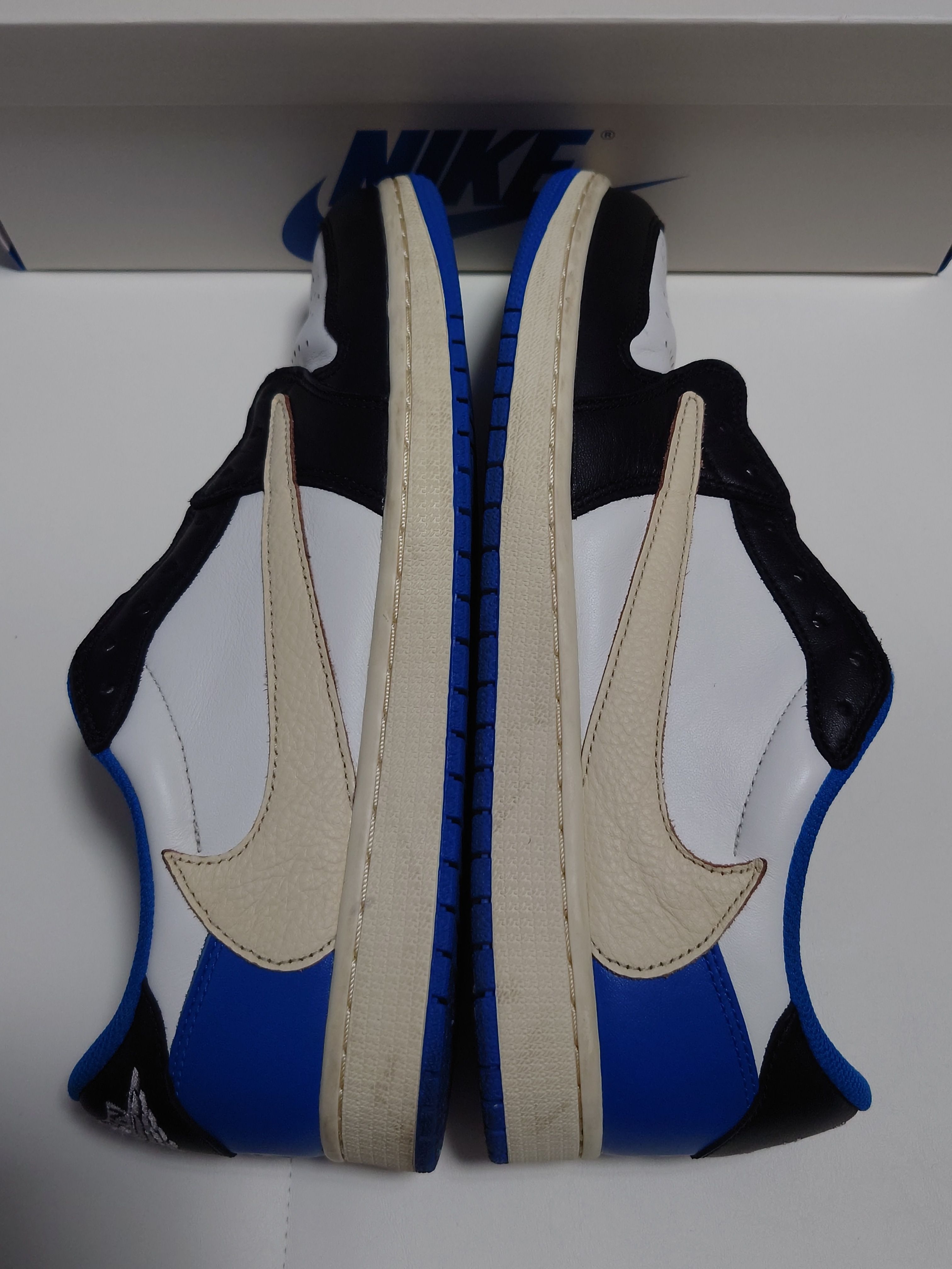 Travis Scott × fragment design × Nike Air Jordan 1 Low OG SP "Military Blue"