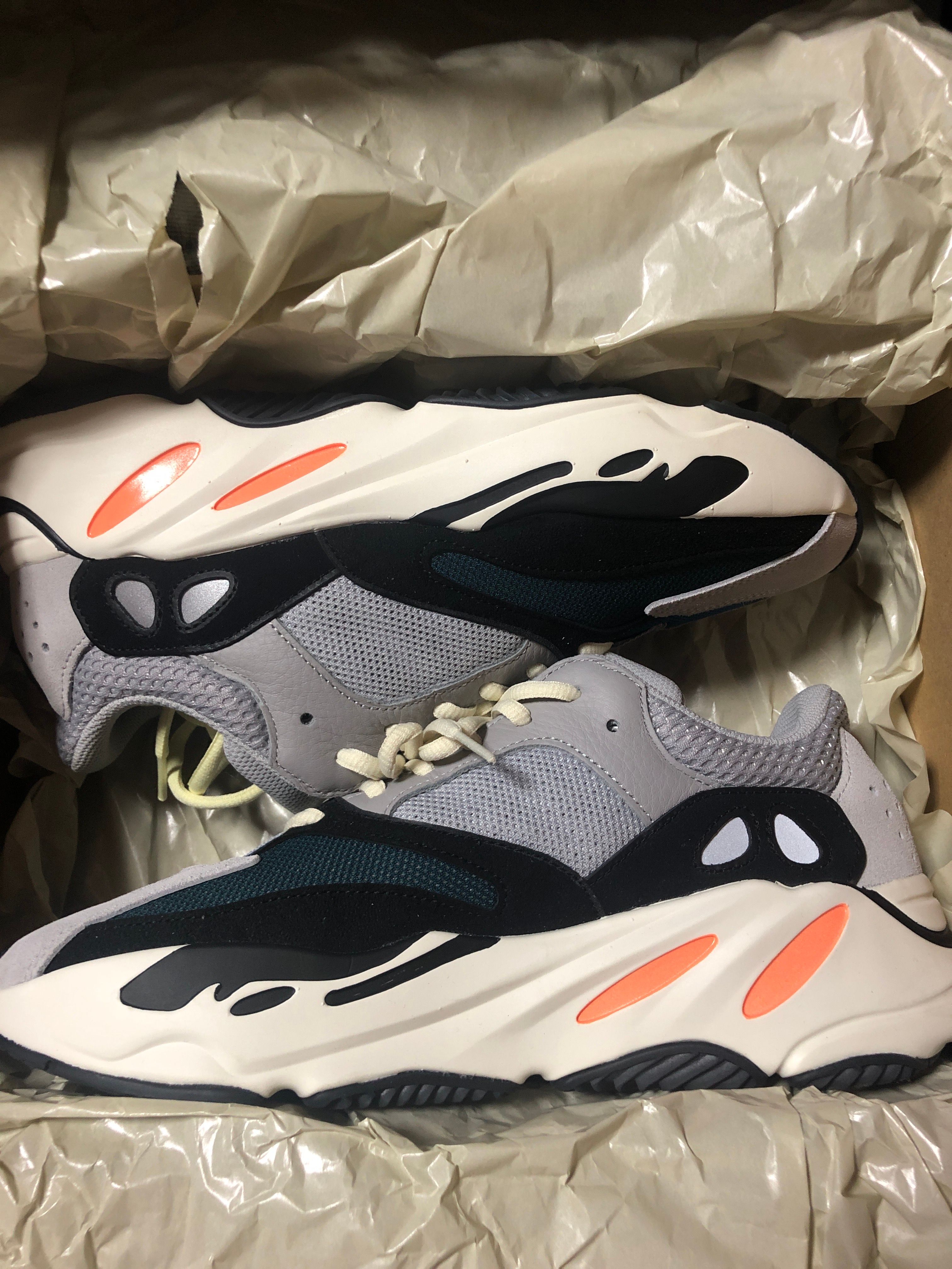 adidas YEEZY Boost 700 "Wave Runner"