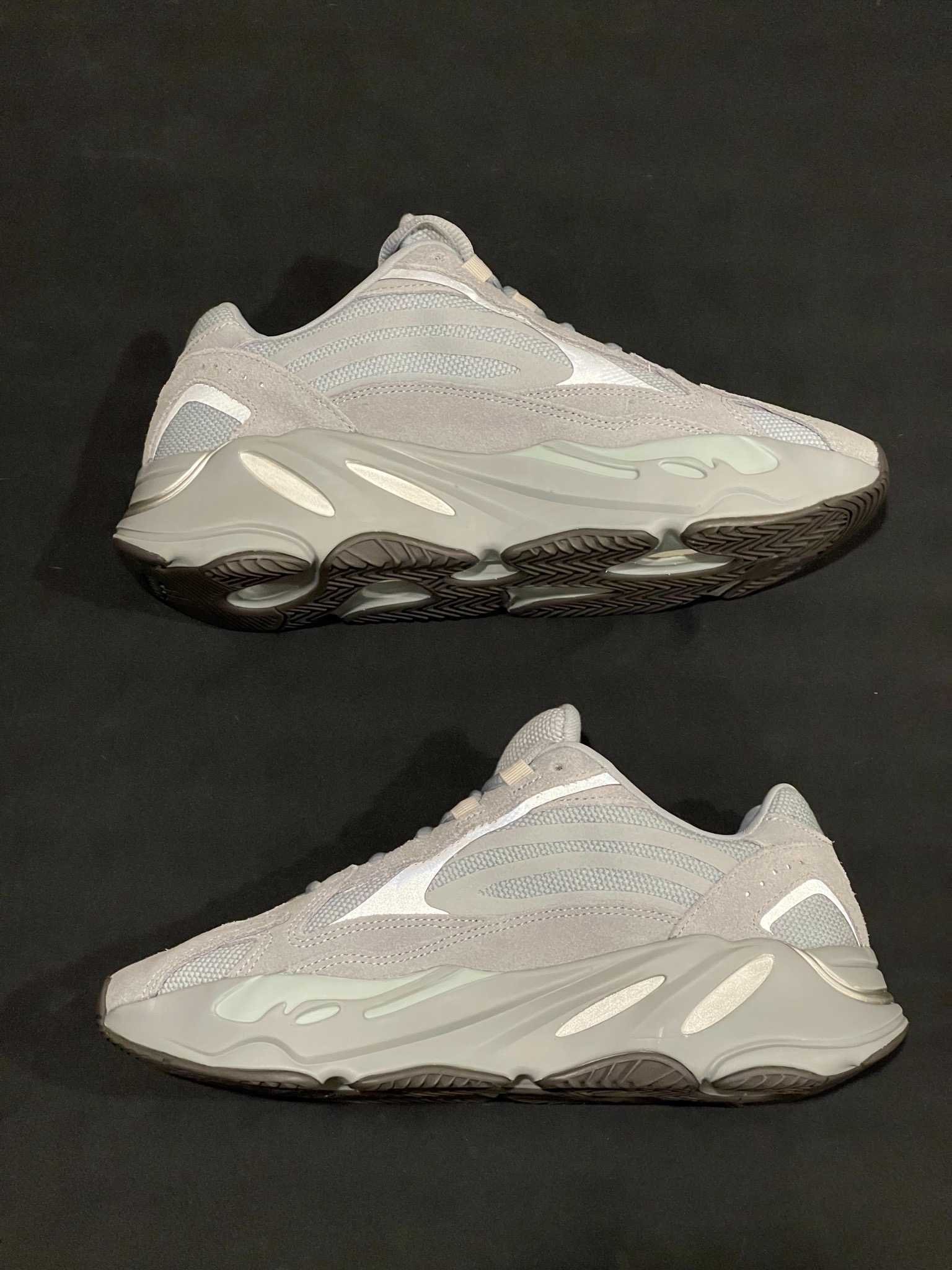 adidas Yeezy Boost 700 V2 "Hospital Blue"