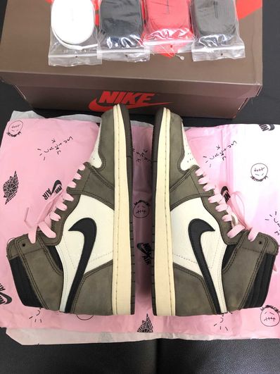 Travis Scott × Nike Air Jordan 1 Retro High OG TS SP "Sail/Dark Mocha"