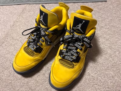 Nike Air Jordan 4 "Tour Yellow"