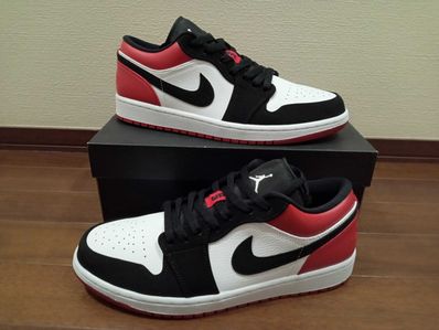 Nike Air Jordan 1 Low "Black Toe"