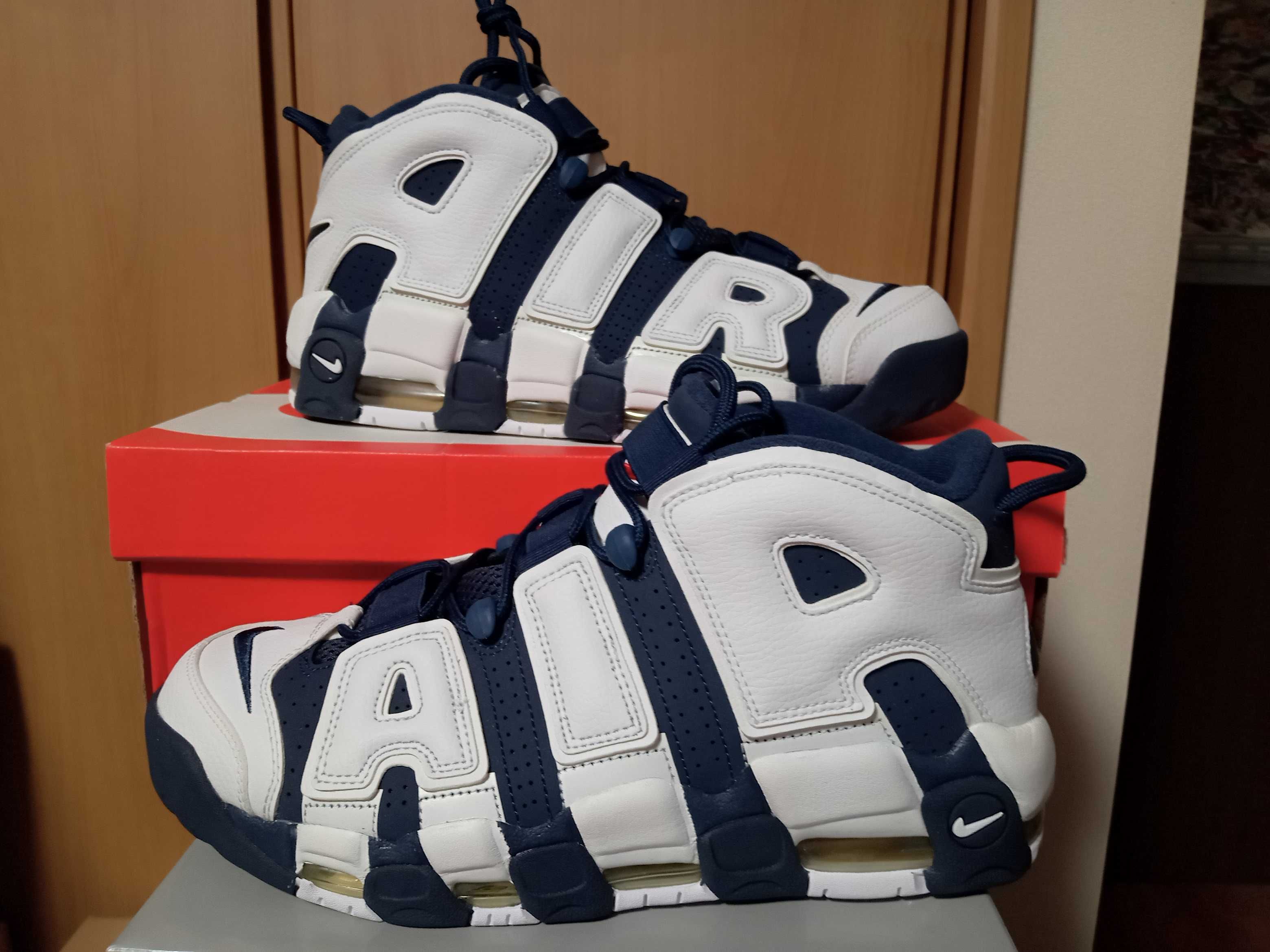 NIKE AIR MORE UPTEMPO "OLYMPIC" (2016)