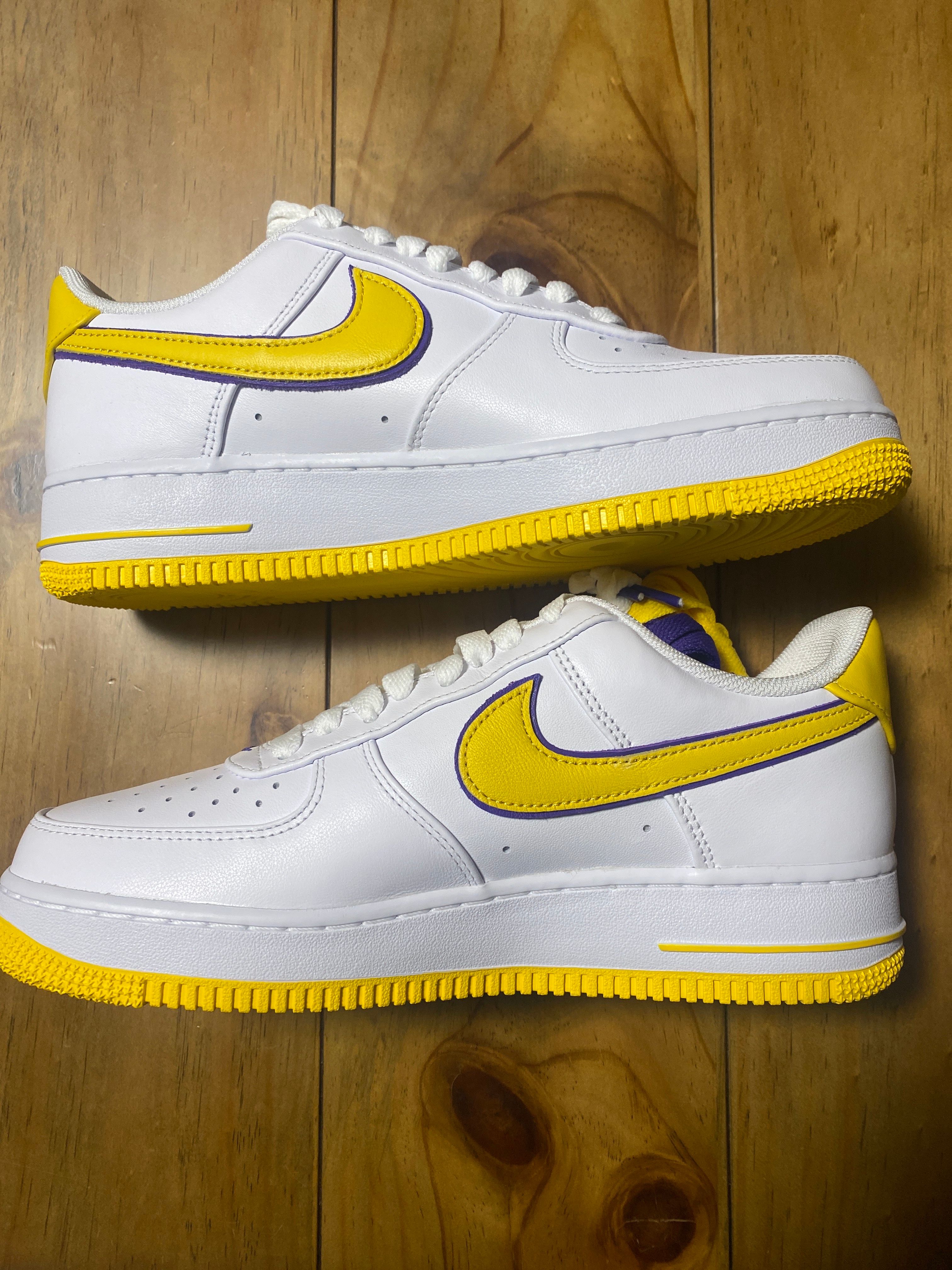 Kobe Bryant × Nike Air Force 1 Low Retro QS "Varsity Maize and Varsity Purple"