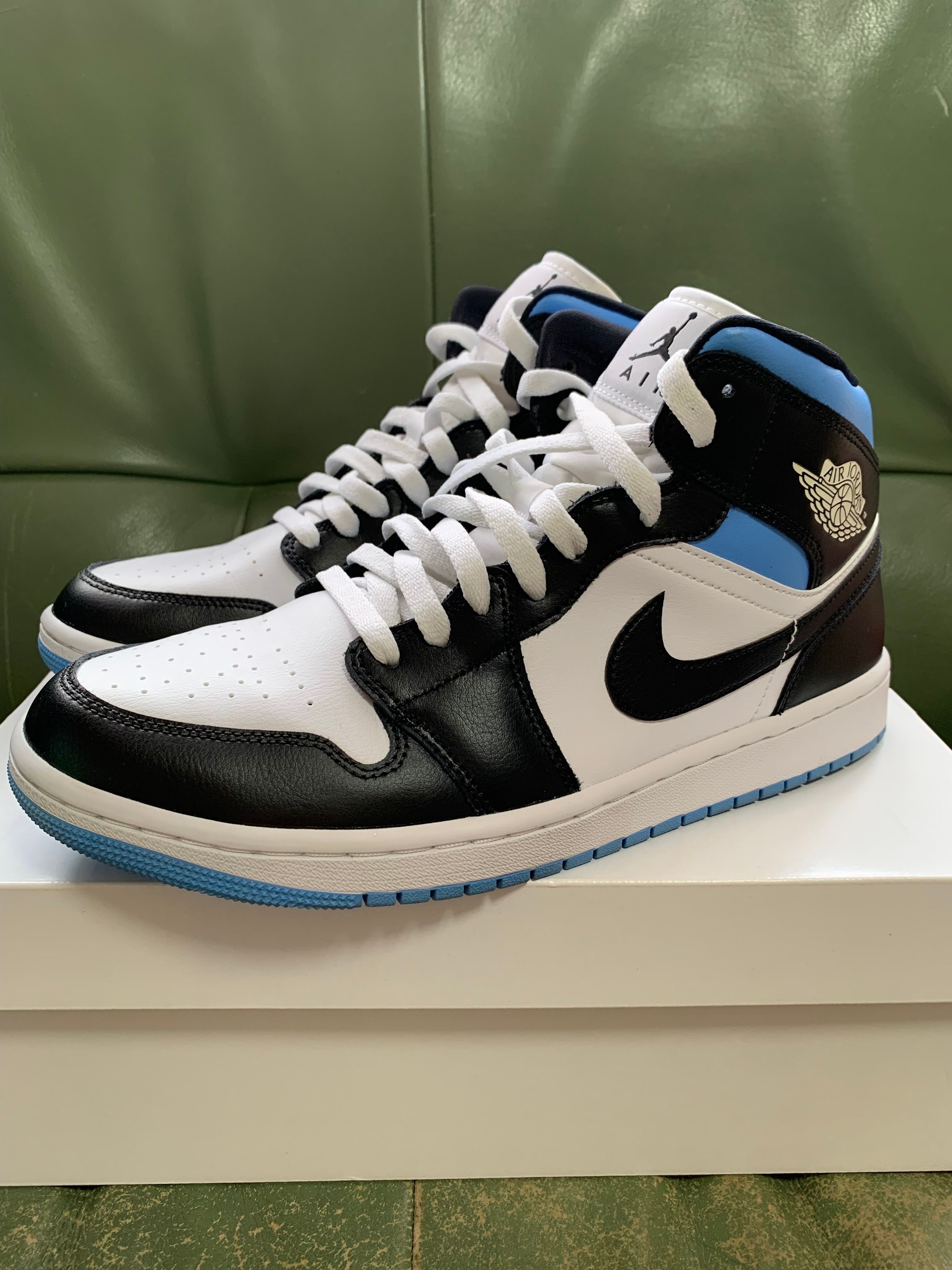 Nike Women's Air Jordan 1 Mid "Black/University Blue"