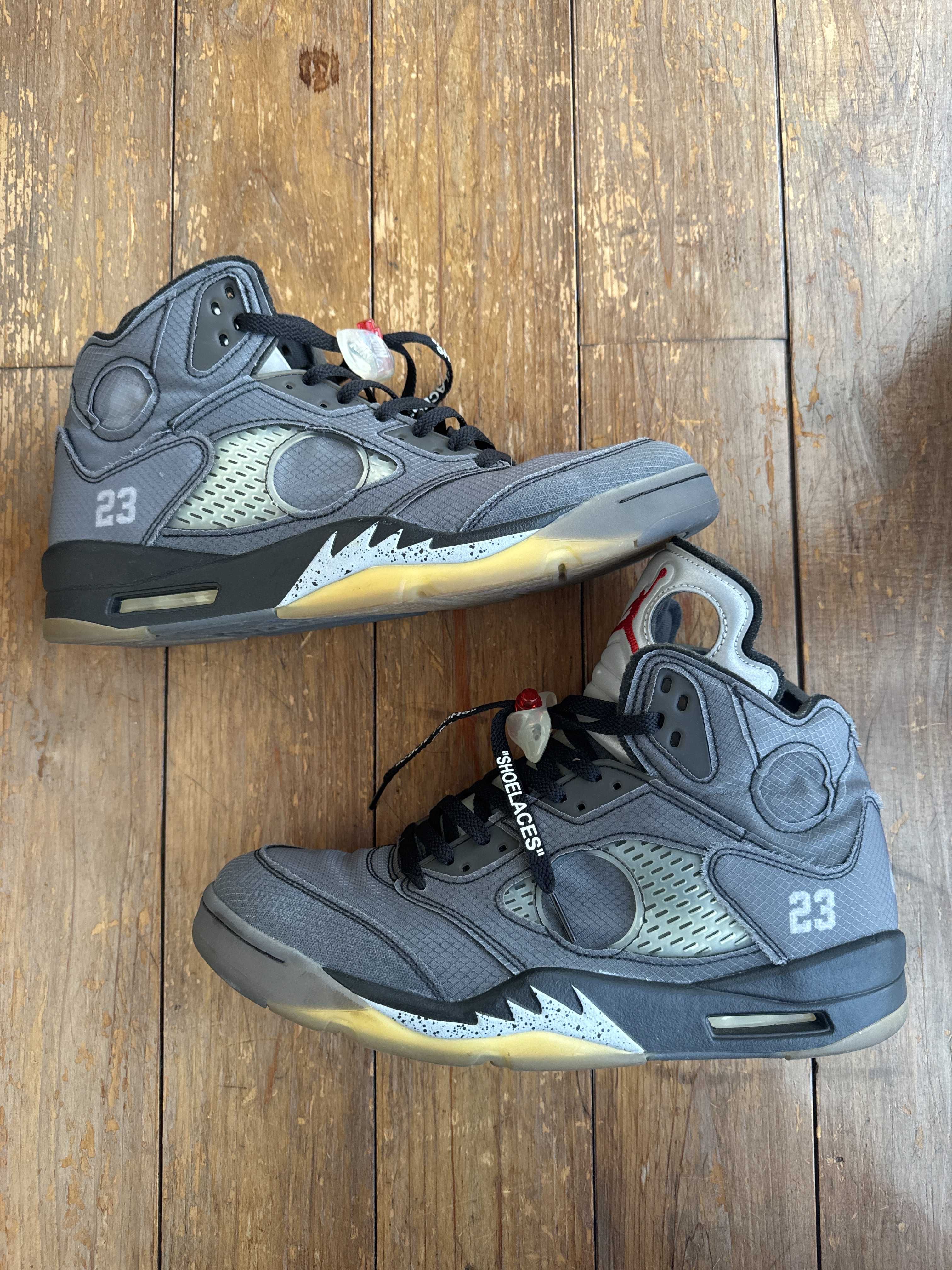 Off-White × Nike Air Jordan 5 "Black/Muslin/Fire Red"