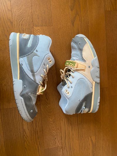 Travis Scott × Nike Air Trainer 1 SP "Grey Haze and Dusty Sage"