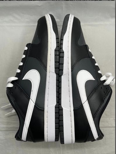 Nike Dunk Low "Black Panda"