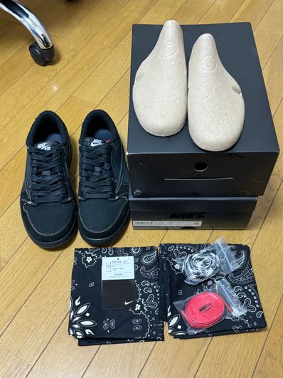 Travis Scott × Nike Air Jordan 1 Low OG SP "Black Phantom"