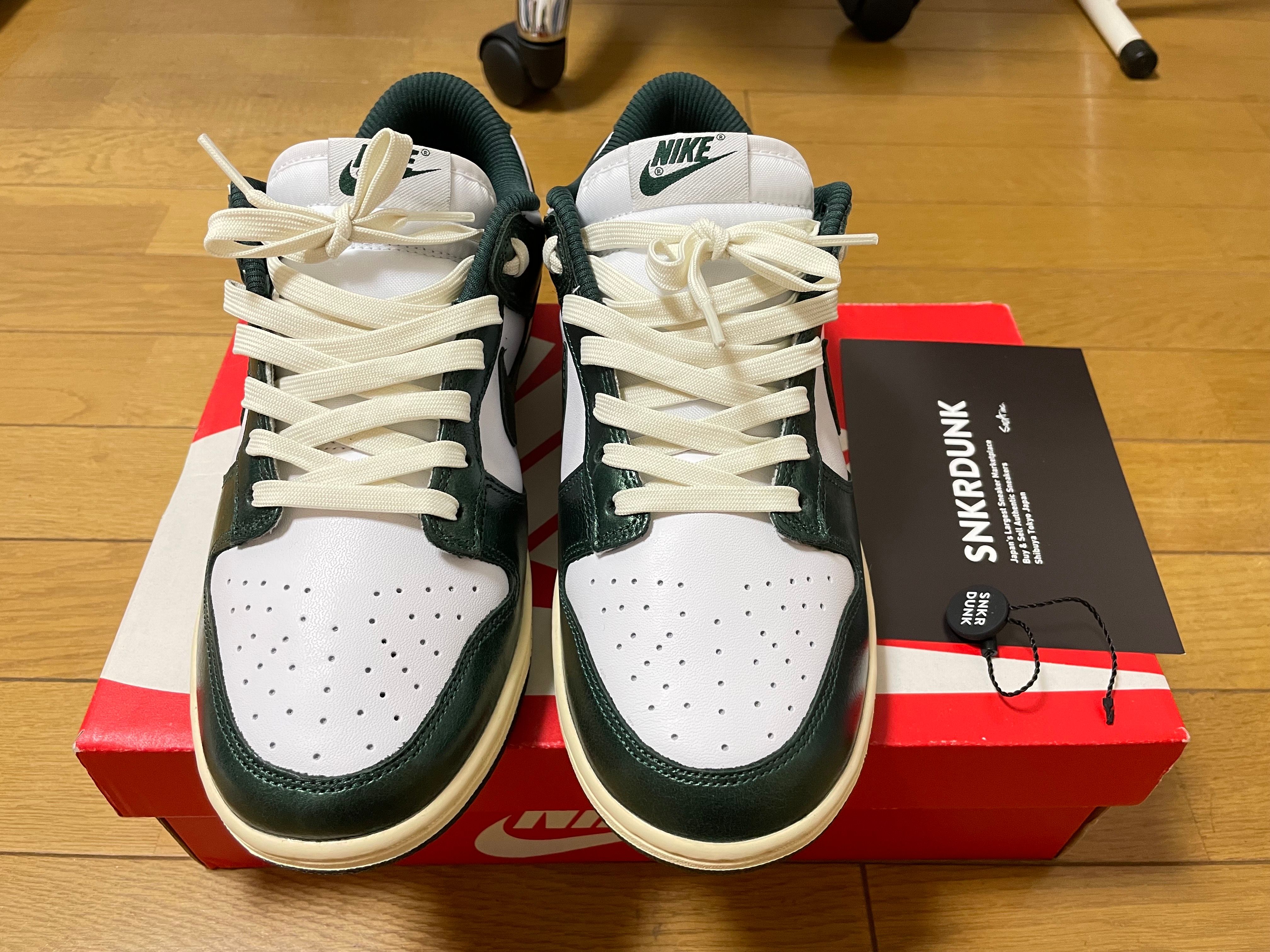 Nike Women's Dunk Low "Vintage Green"