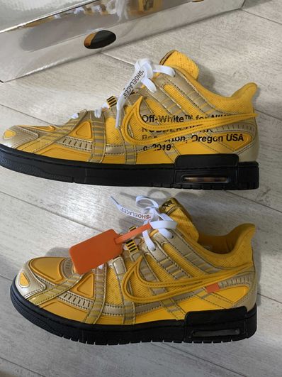 Off-White × Nike Air Rubber Dunk "University Gold"