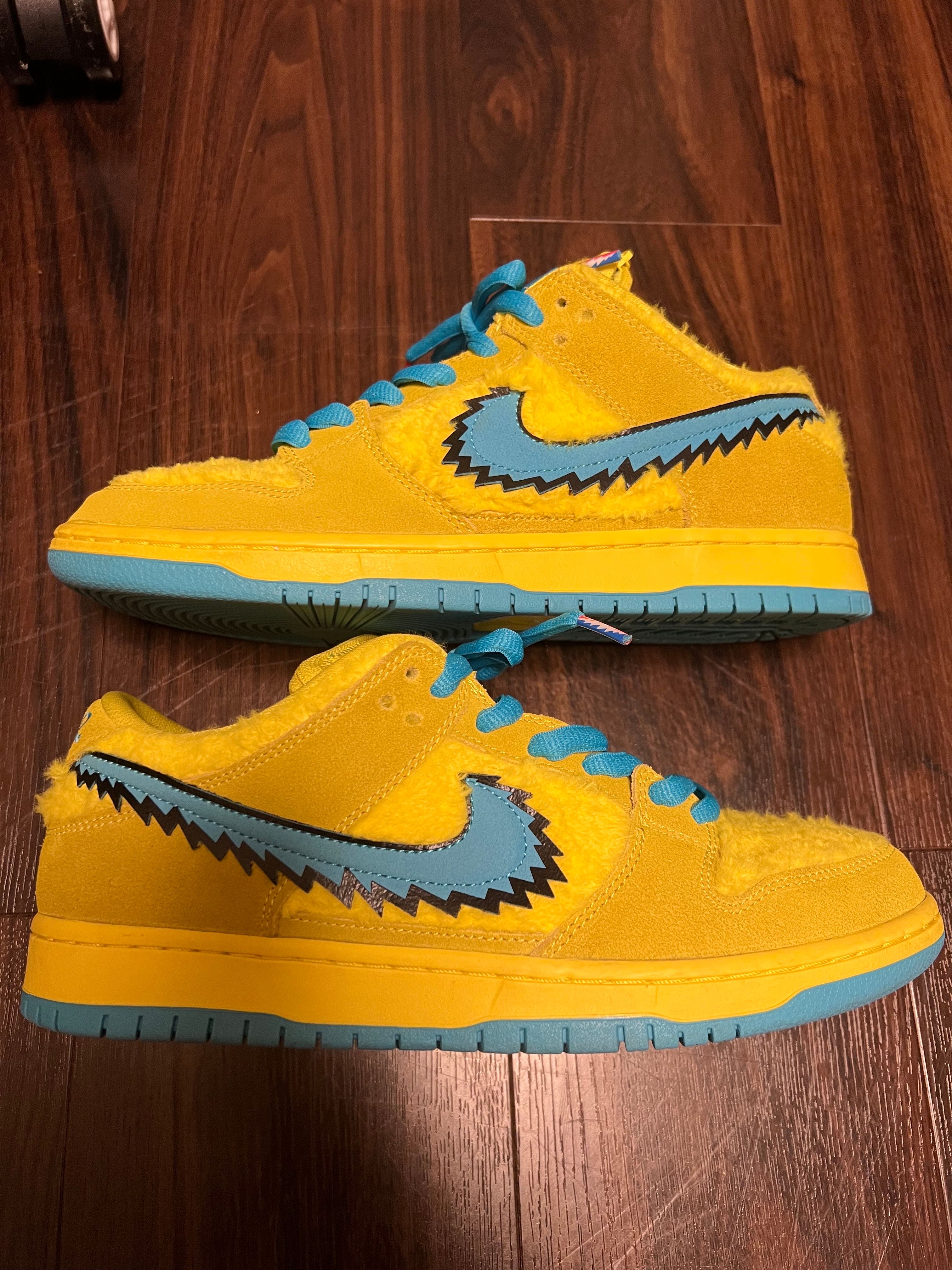 Grateful Dead × Nike SB Dunk Low "Yellow Bear"
