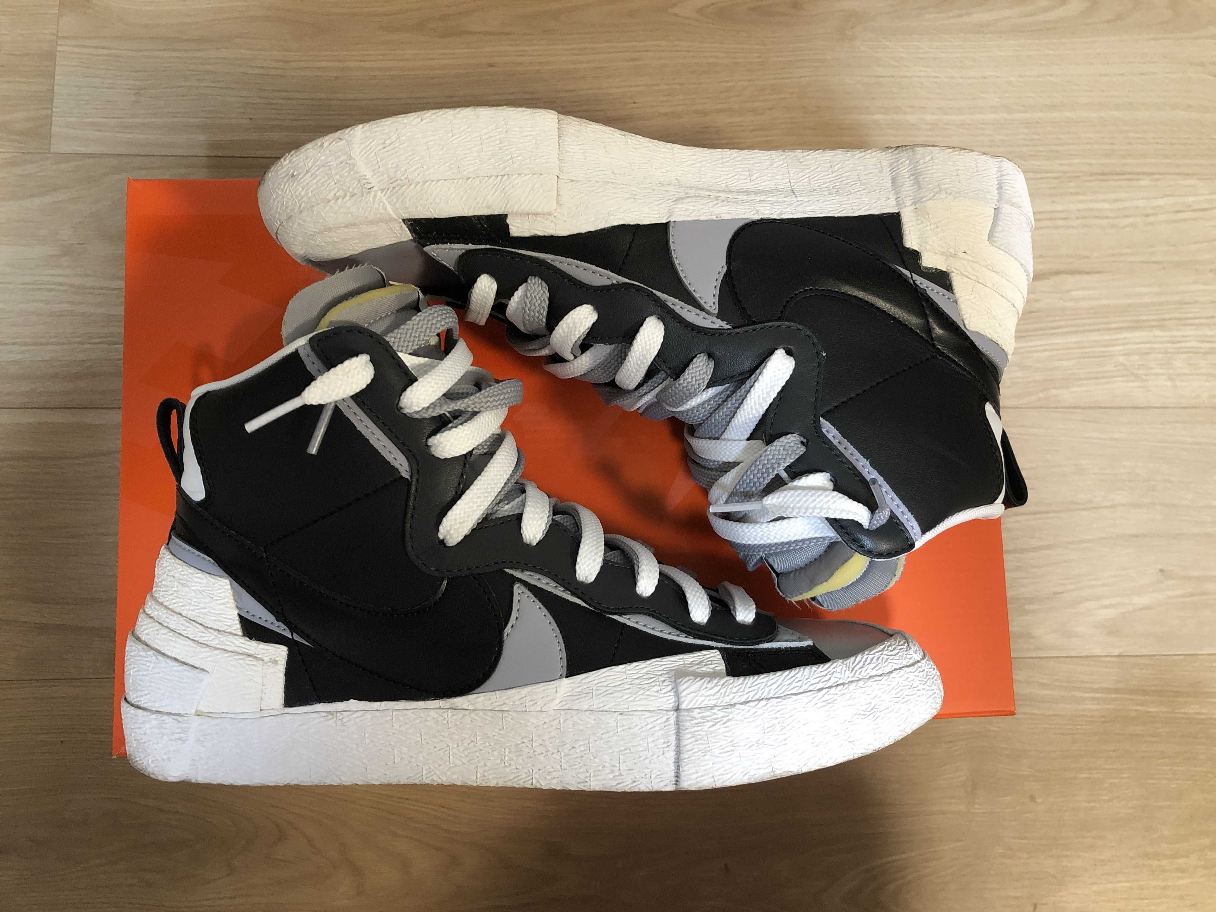 sacai × NIKE BLAZER MID "BLACK/WOLF GREY/WHITE"