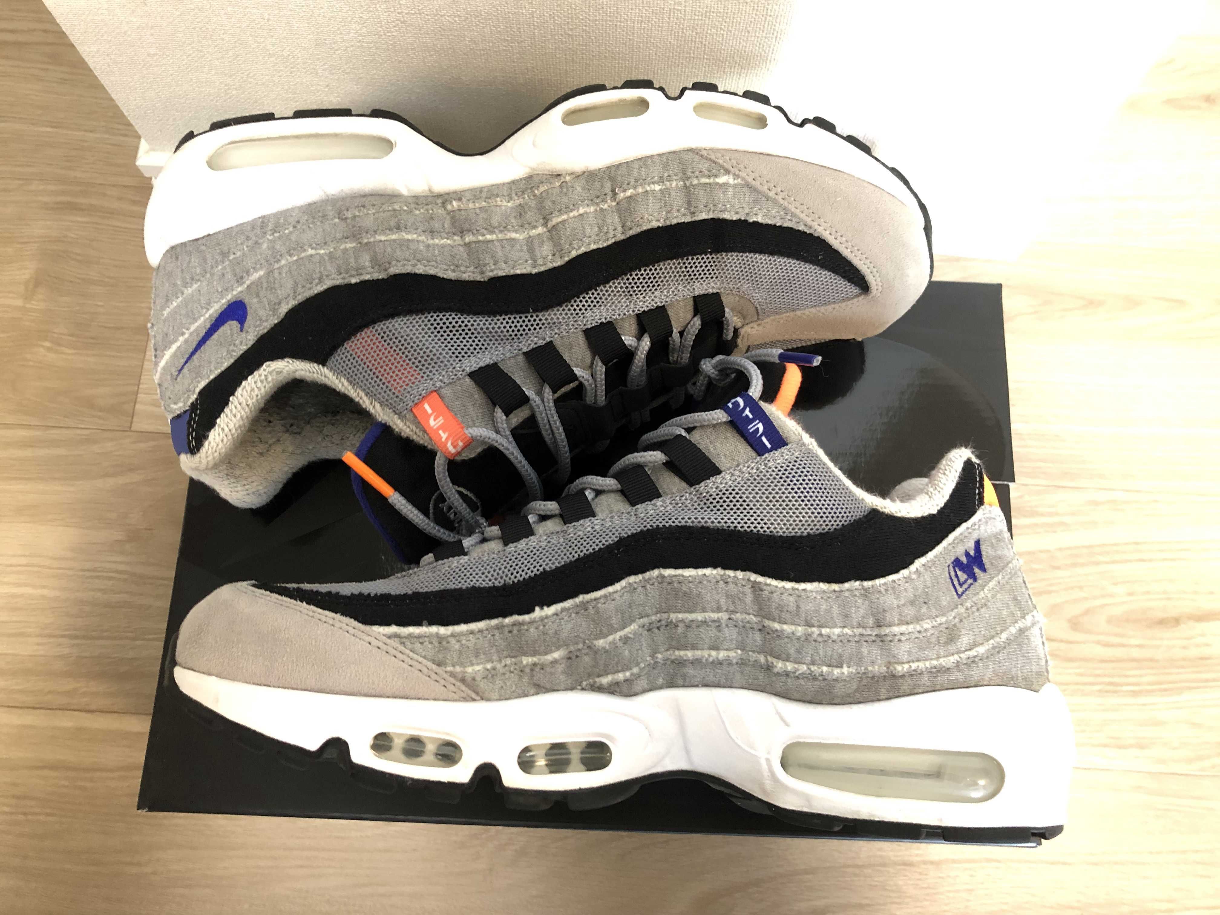 Loopwheeler × Nike Air Max 95 "Wolf Grey"