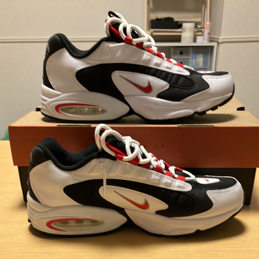 ナイキ エアマックス トライアックス96 "ホワイト/ユニバーシティレッド/ブラック/メタリックシルバー"