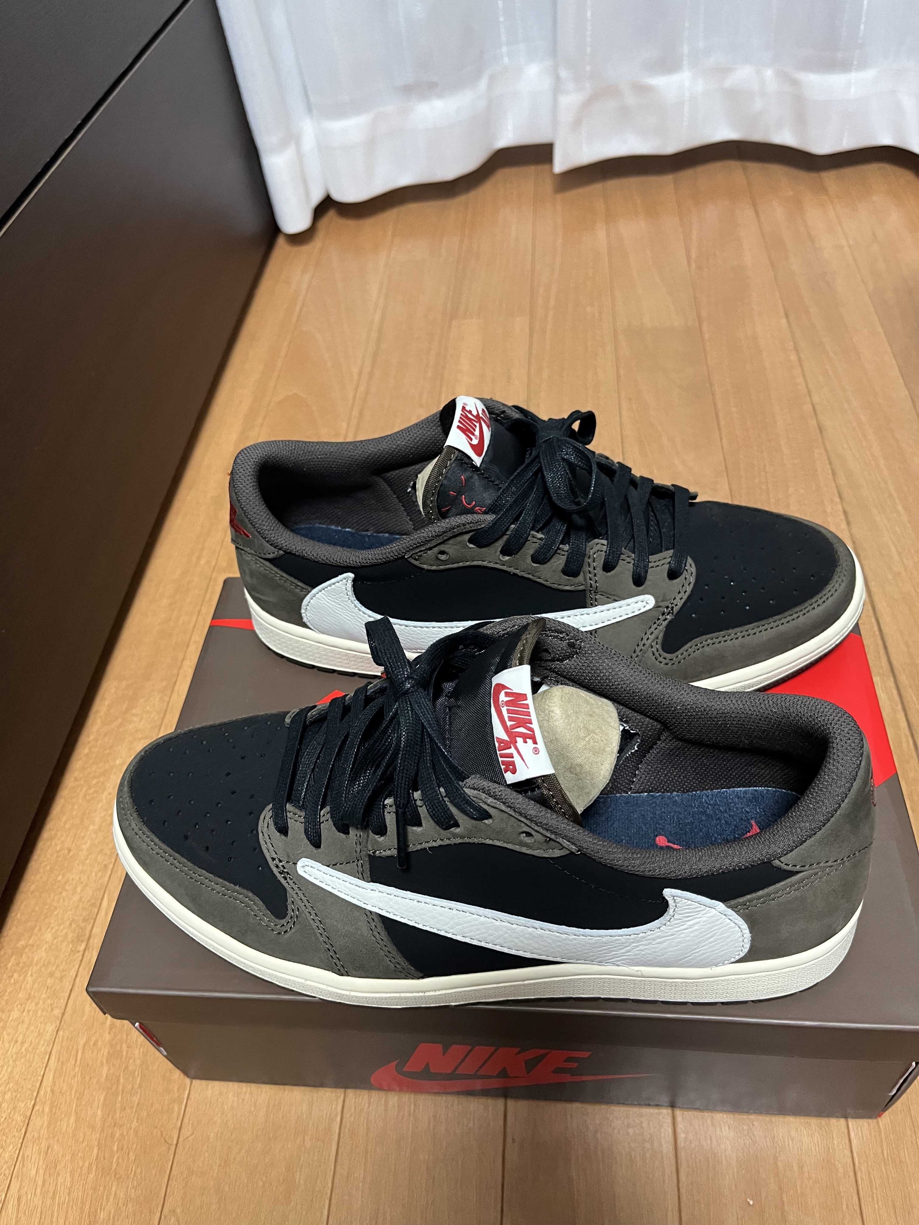 Travis Scott × Nike Air Jordan 1 Low OG SP-T  "Black/Dark Mocha"
