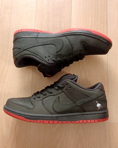Nike SB Dunk Low TRD QS "Black Pigeon"