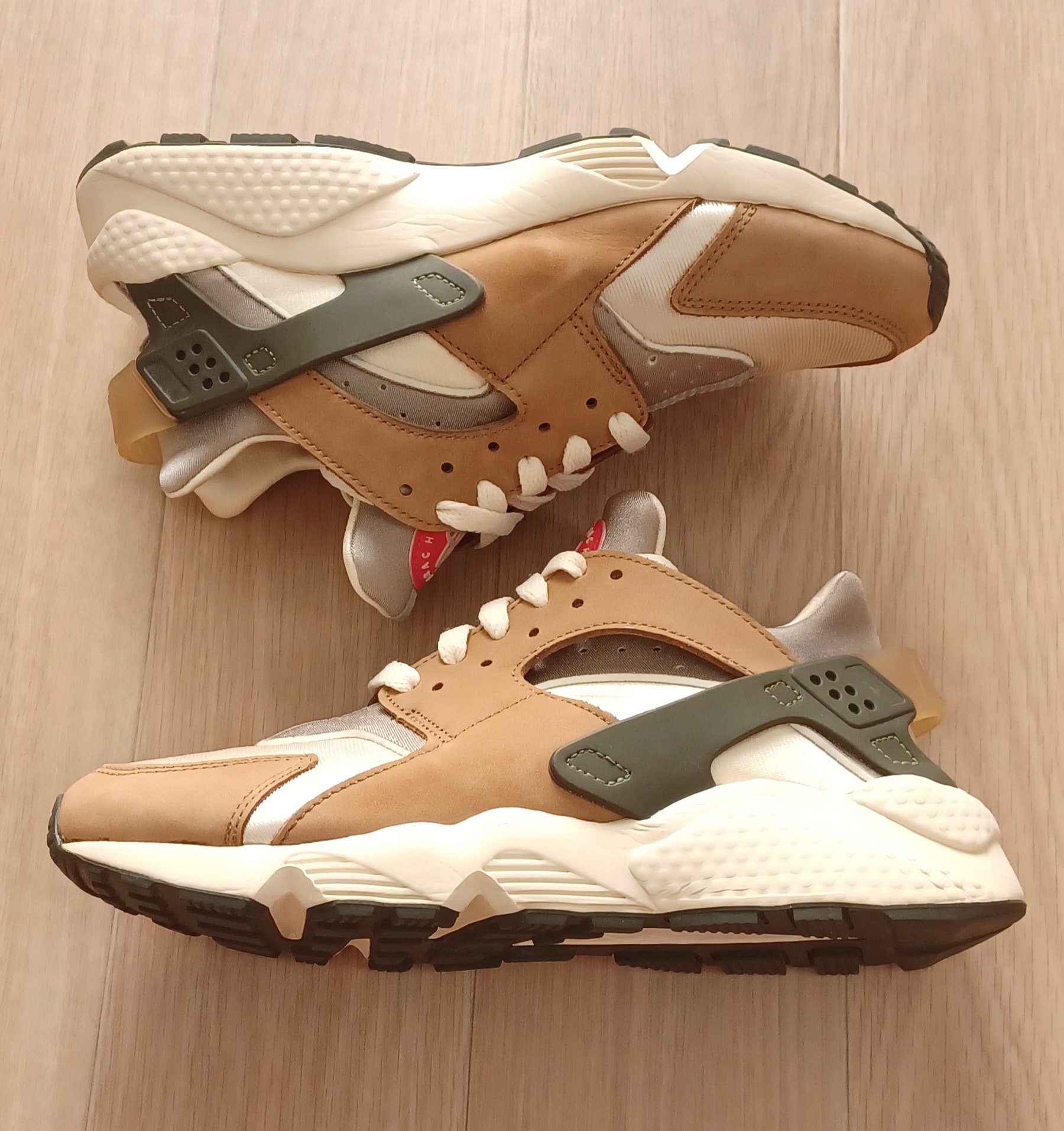 Stussy × Nike Air Huarache "Desert Oak"