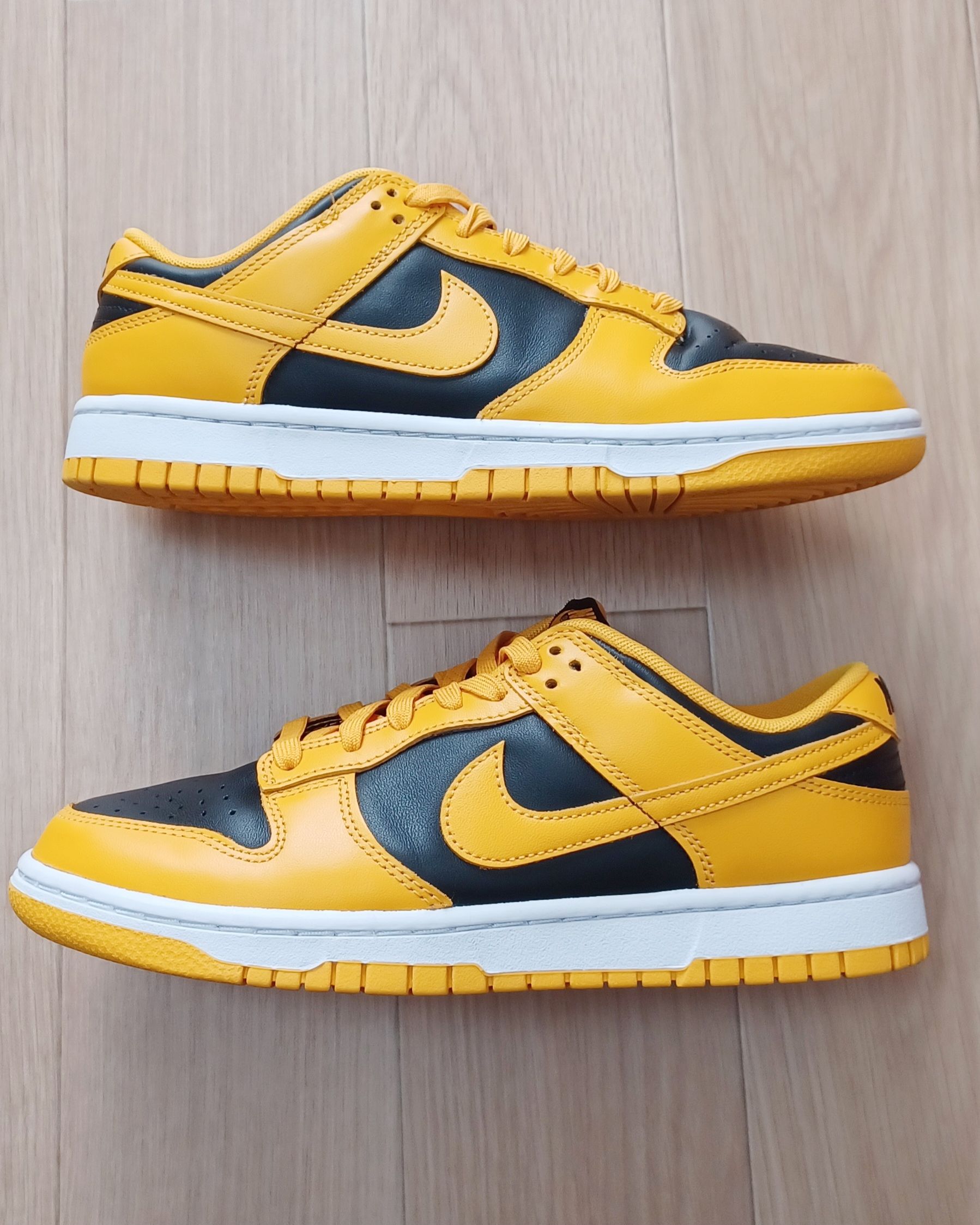 Nike Dunk Low "Championship Goldenrod"