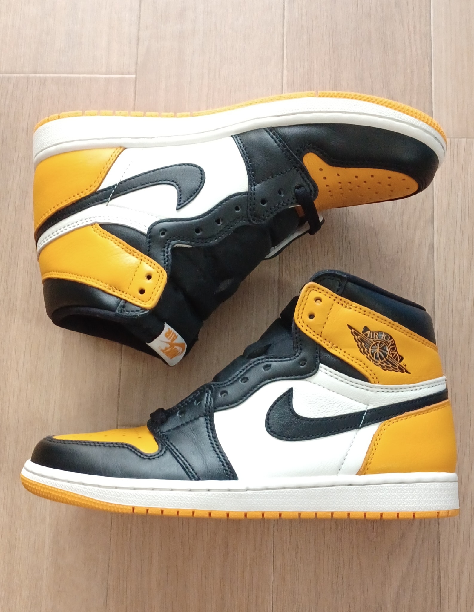 Nike Air Jordan 1 Retro High OG "Taxi"