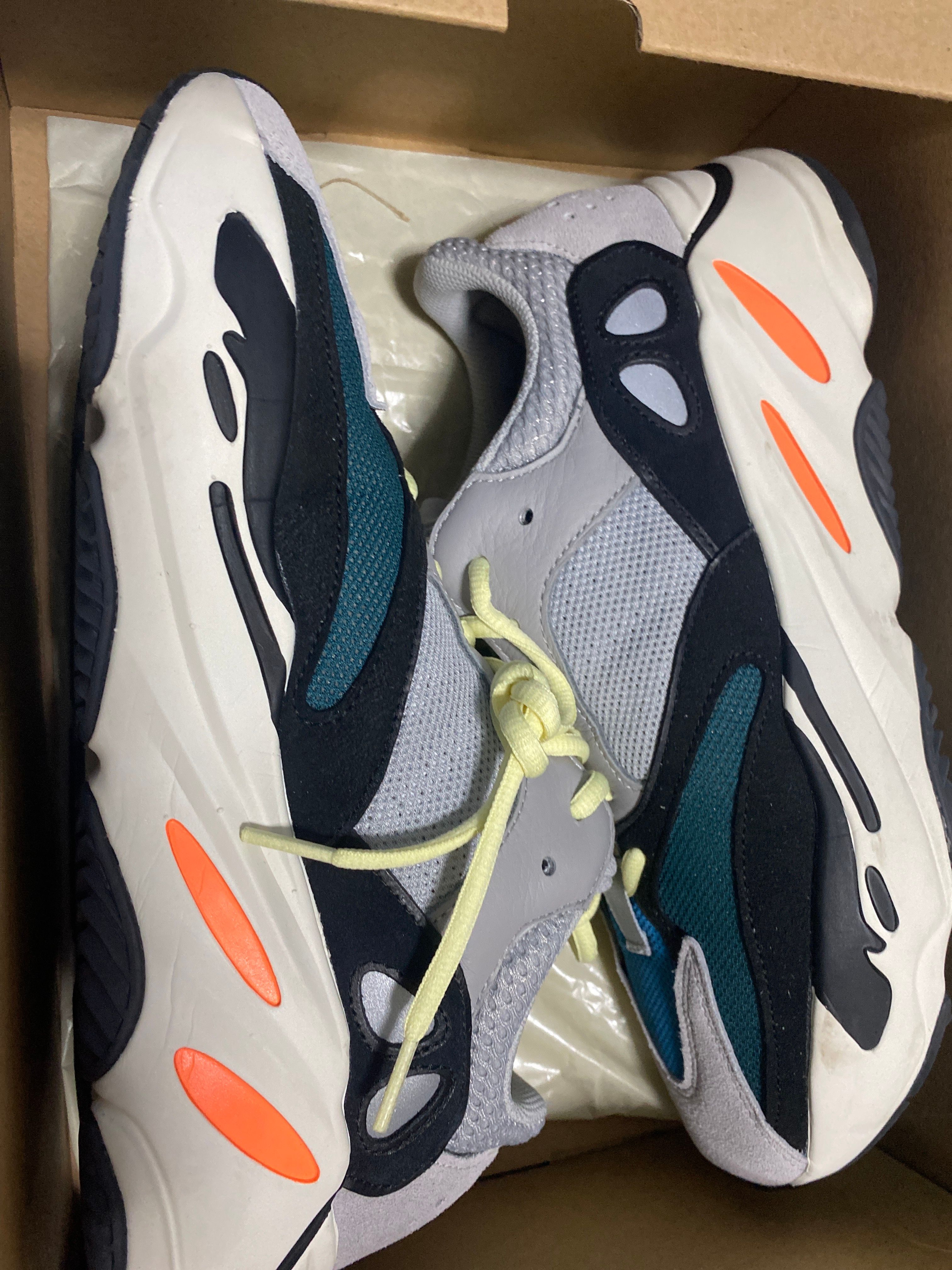 adidas YEEZY Boost 700 "Wave Runner"