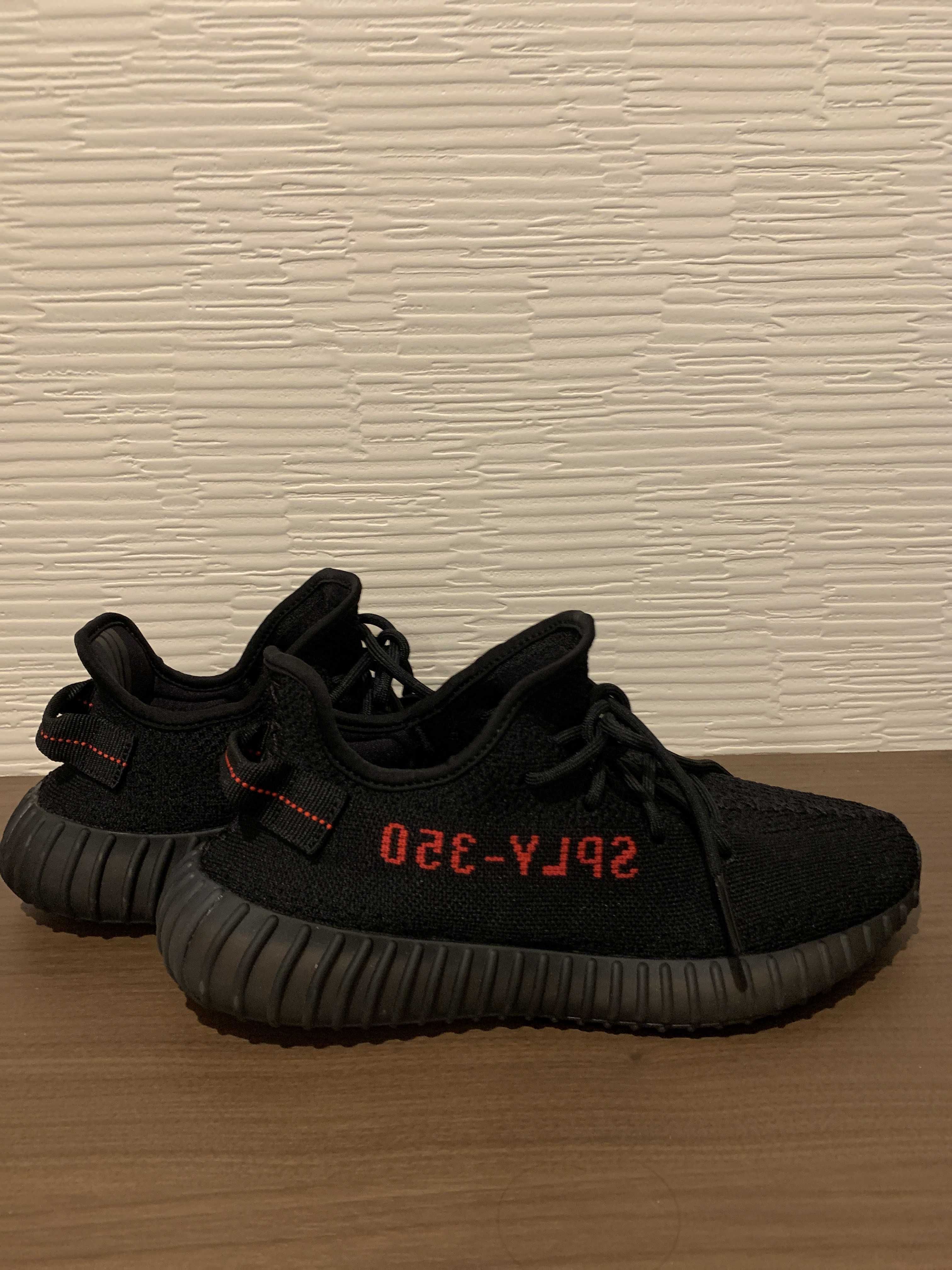 adidas YEEZY Boost 350 V2 "Core Black/Red" (2020)