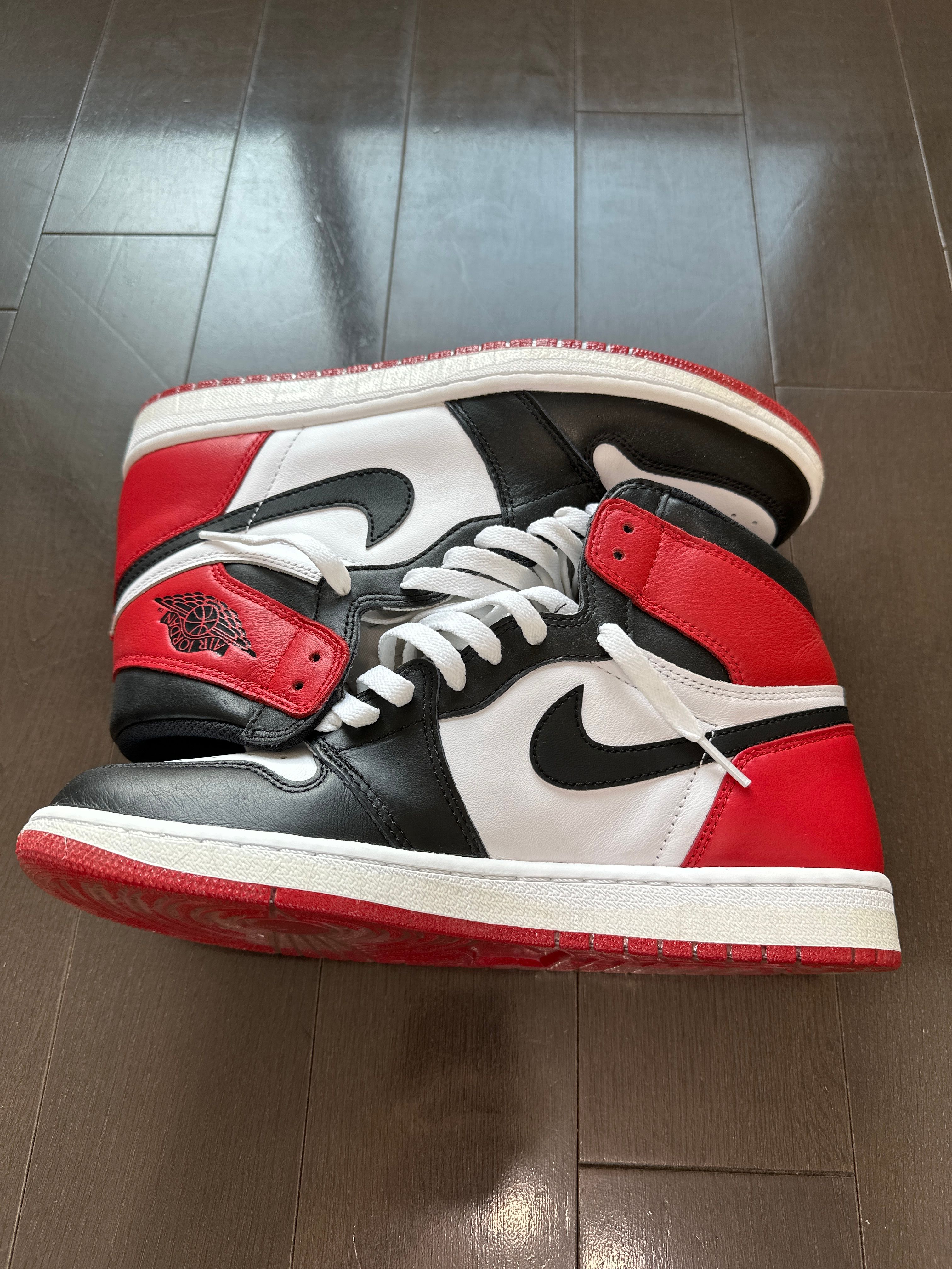 Nike Air Jordan 1 Retro High OG "Black Toe"(2016)