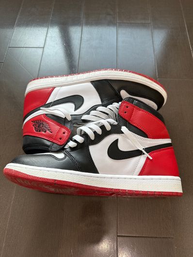Nike Air Jordan 1 Retro High OG "Black Toe"(2016)