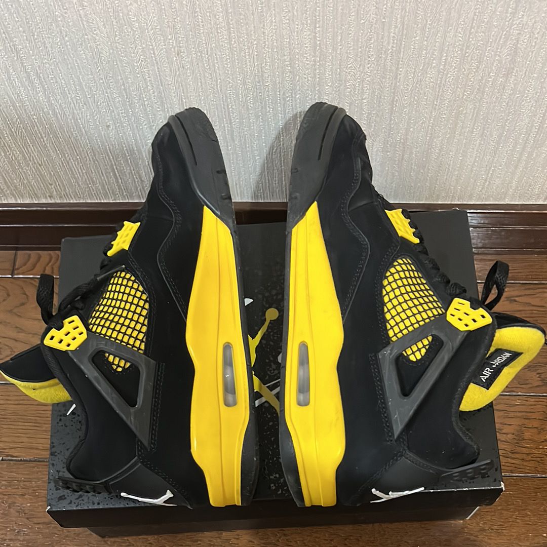Nike Air Jordan 4 Retro "Thunder"(2023)