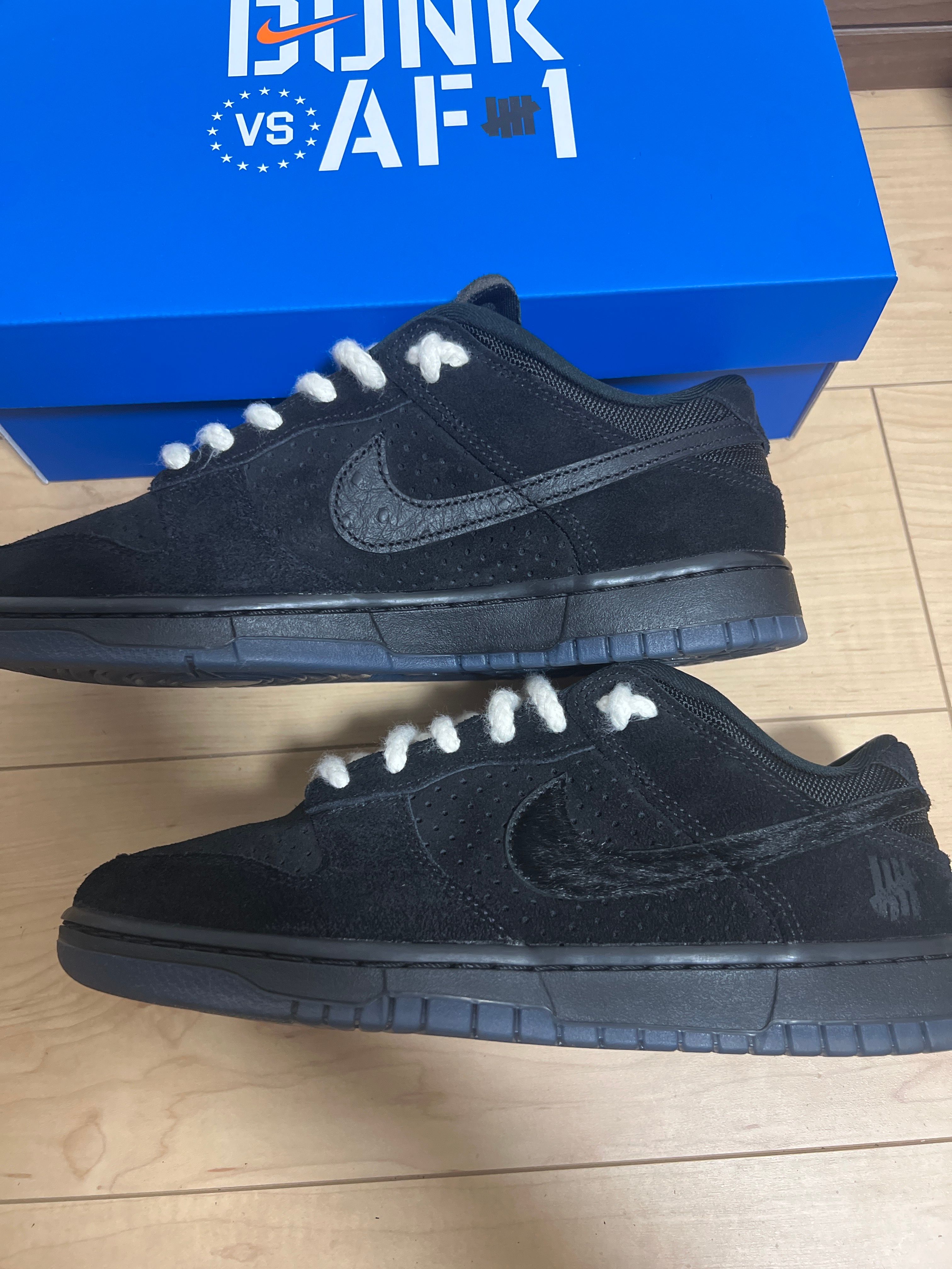 UNDEFEATED × Nike Dunk Low SP "5 ON IT"