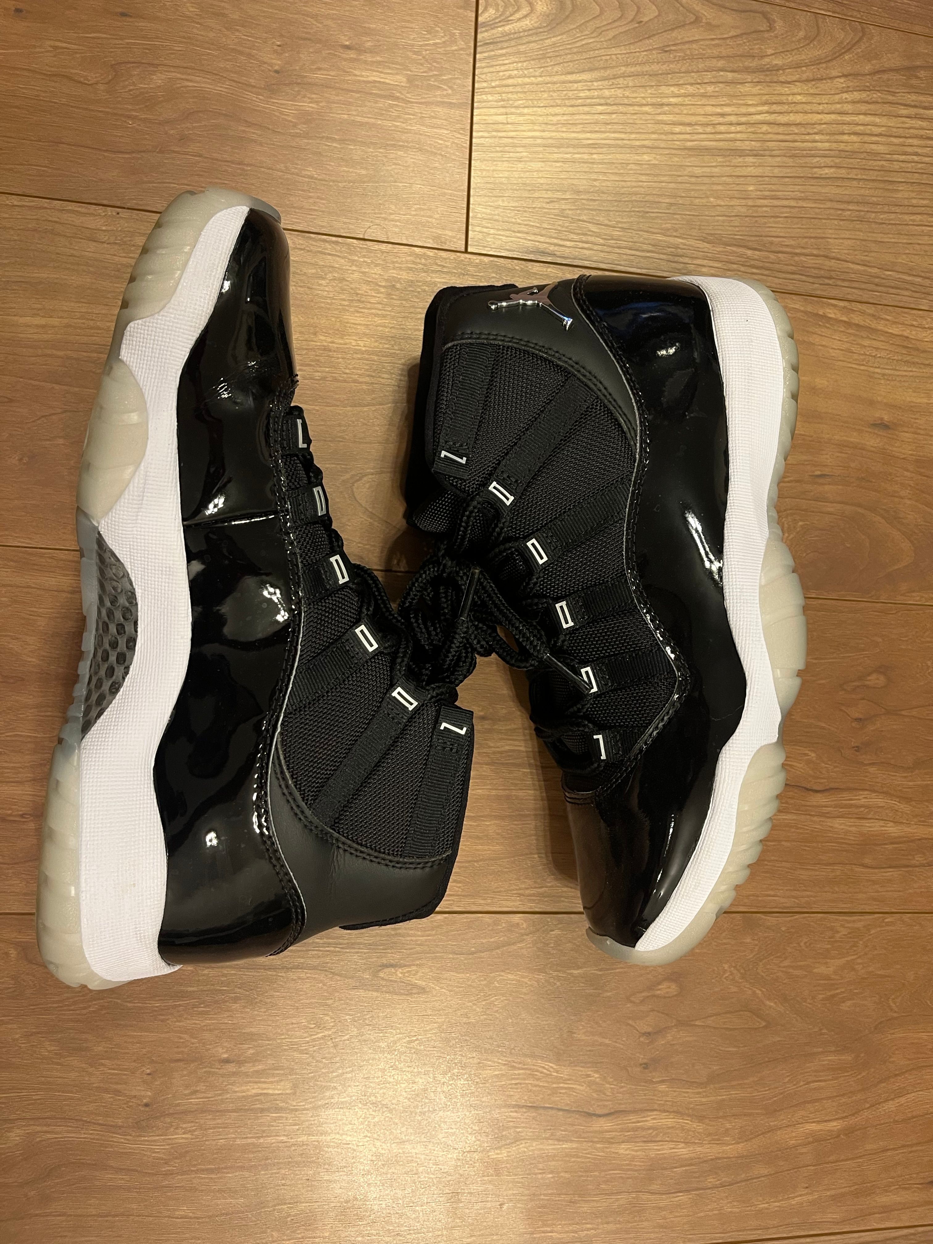 Nike Air Jordan 11 "Jubilee"