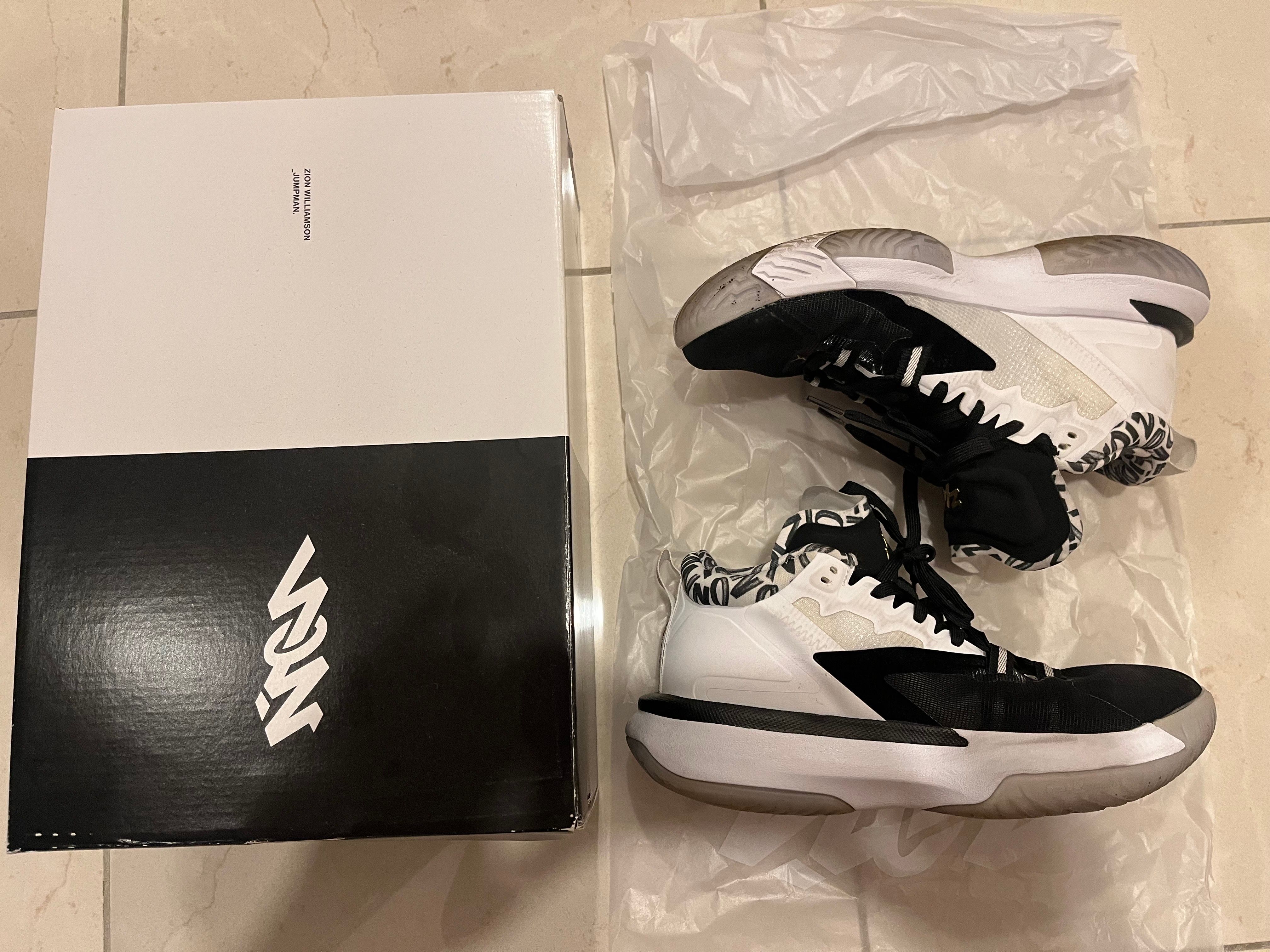 Nike Jordan Zion 1 "Black/Metallic Gold"