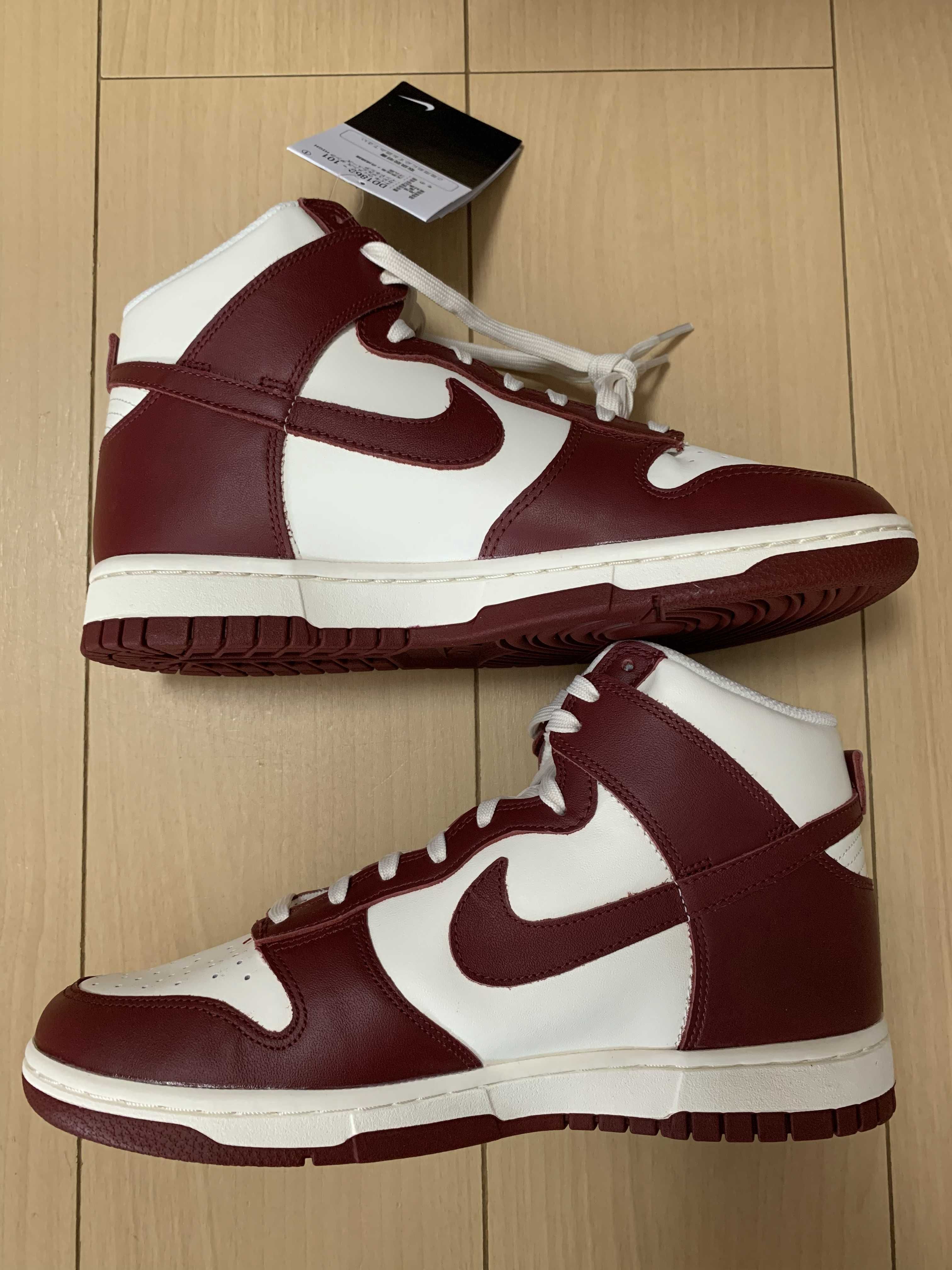 NIKE Women's DUNK HIGH "TEAM RED"