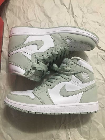 Nike Women's Air Jordan 1 High OG "Seafoam"