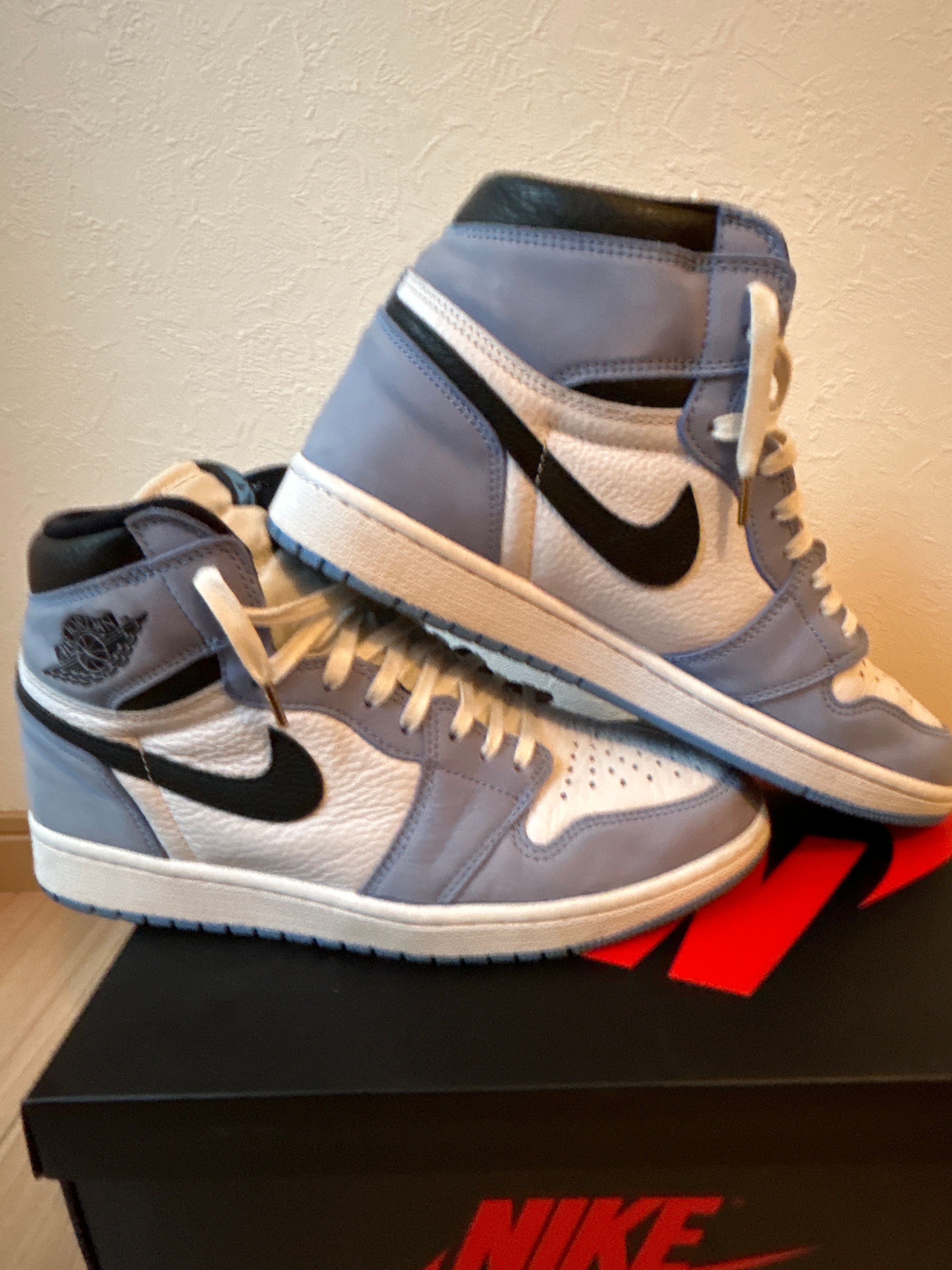 Nike Air Jordan 1 High OG "University Blue"