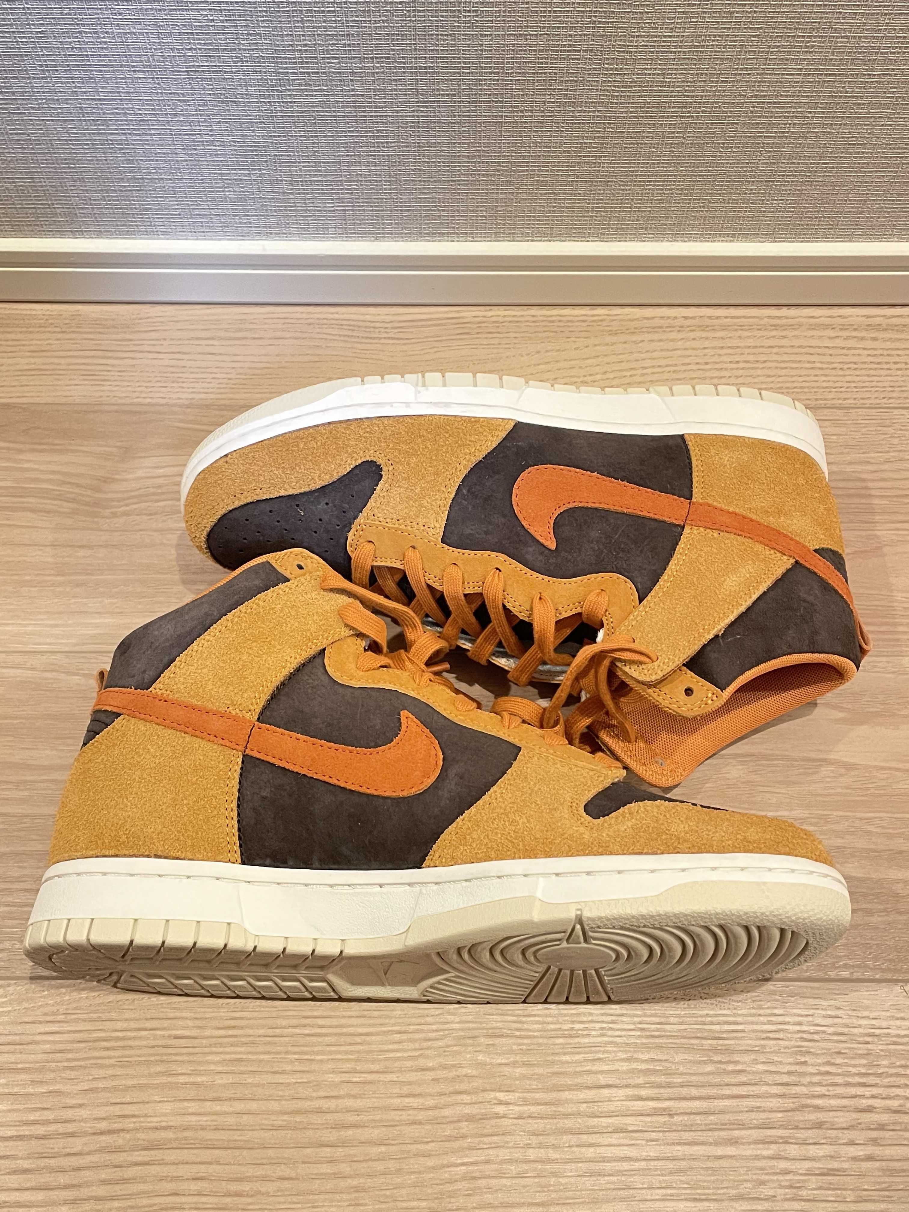 NIKE DUNK HIGH PRM "DARK CURRY"