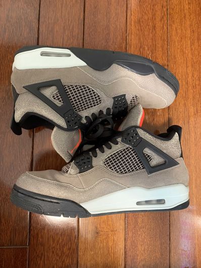 Nike Air Jordan 4 "Taupe Haze"