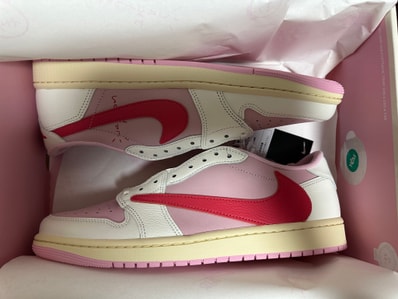 Travis Scott × Nike Air Jordan 1 Retro Low OG "Sail/Tropical Pink"