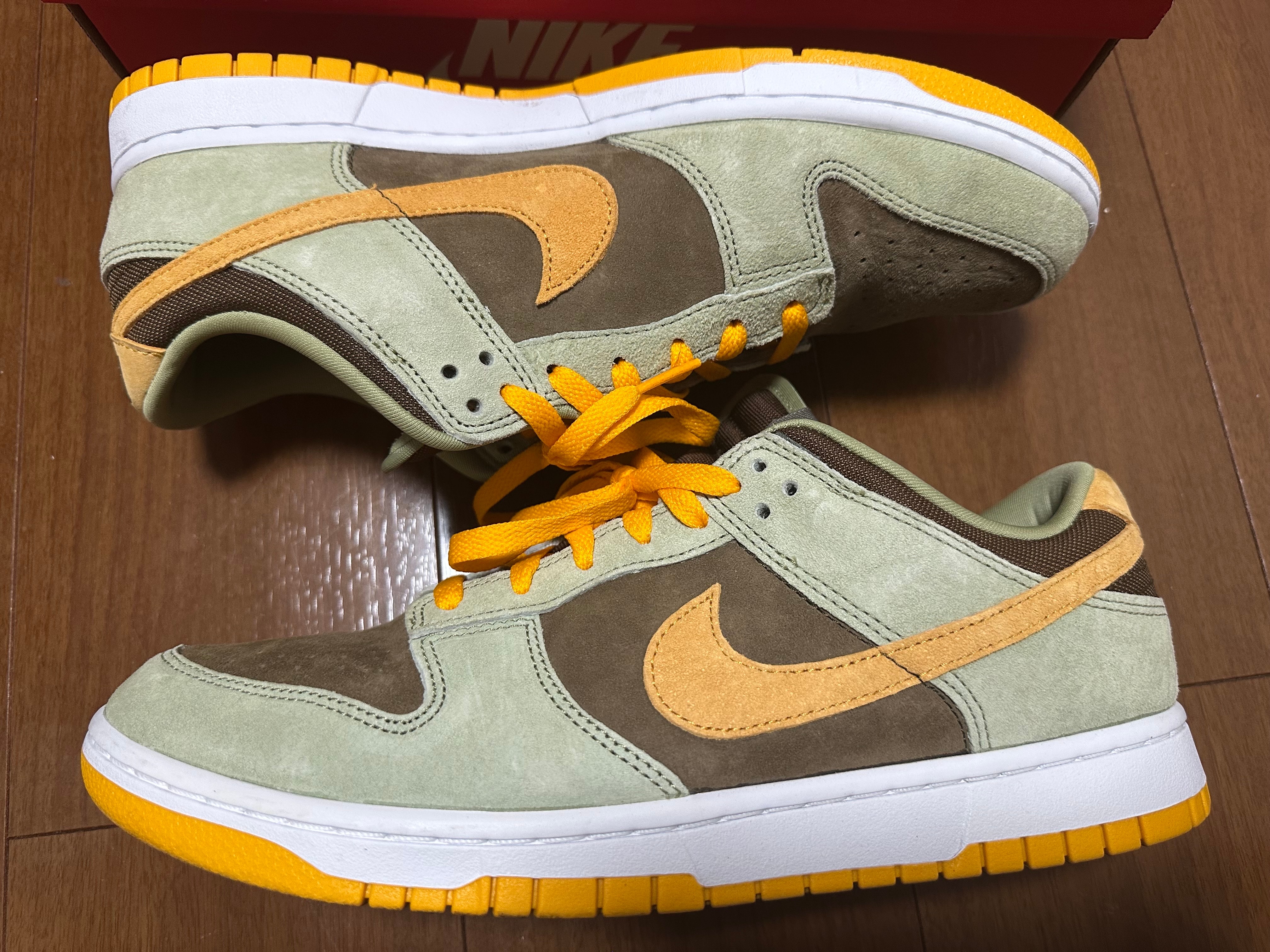 Nike Dunk Low SE "Dusty Olive"