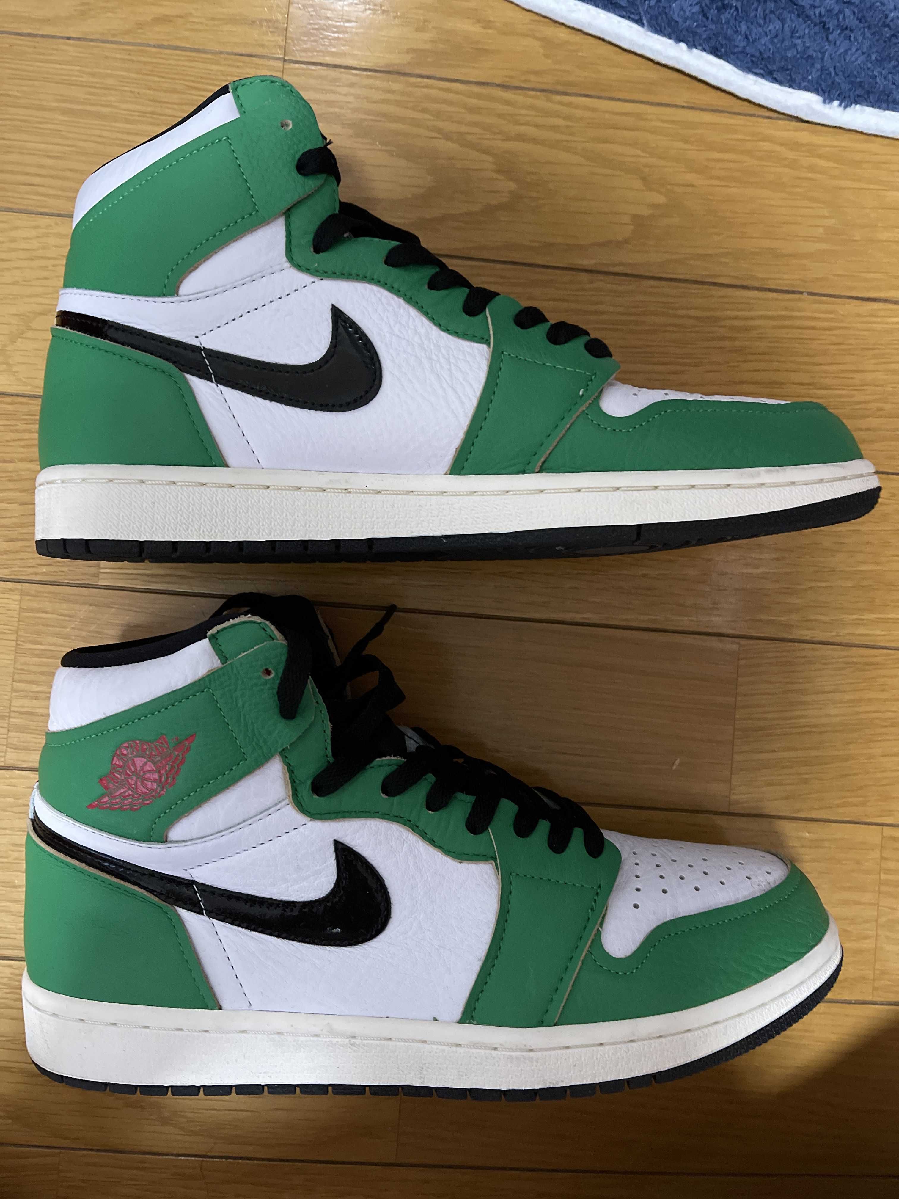 Nike Women's Air Jordan 1 High OG "Lucky Green/White-Sail-Black"   