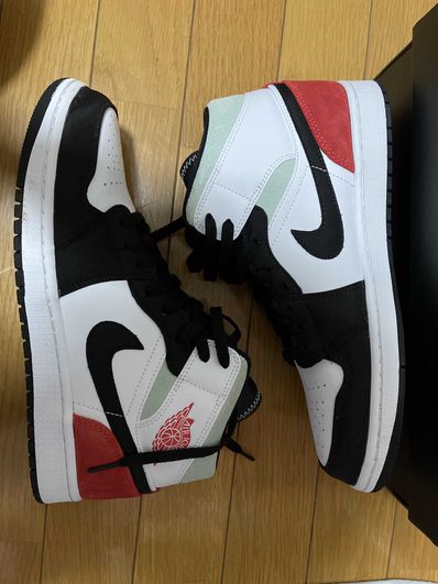 Nike Air Jordan 1 Mid SE "Black/Red/White"