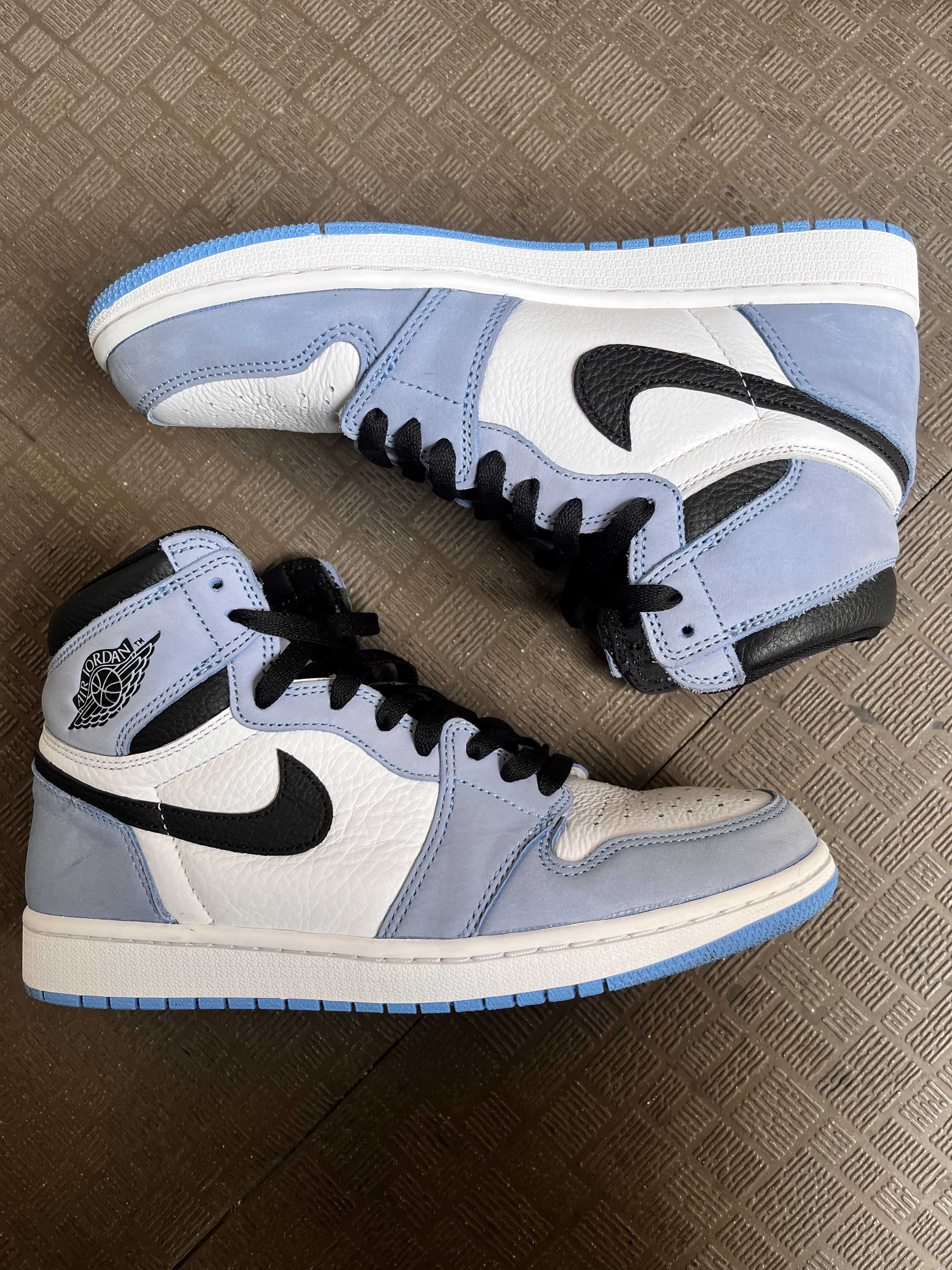 Nike Air Jordan 1 High OG "University Blue"
