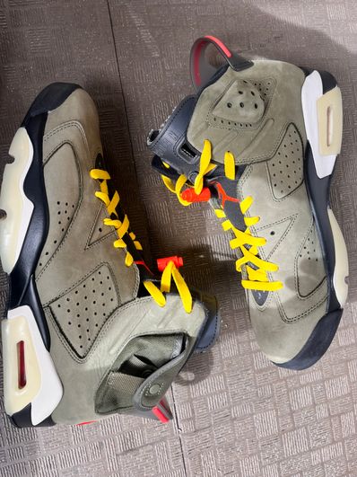 Travis Scott × Nike Air Jordan 6 Retro "Medium Olive"