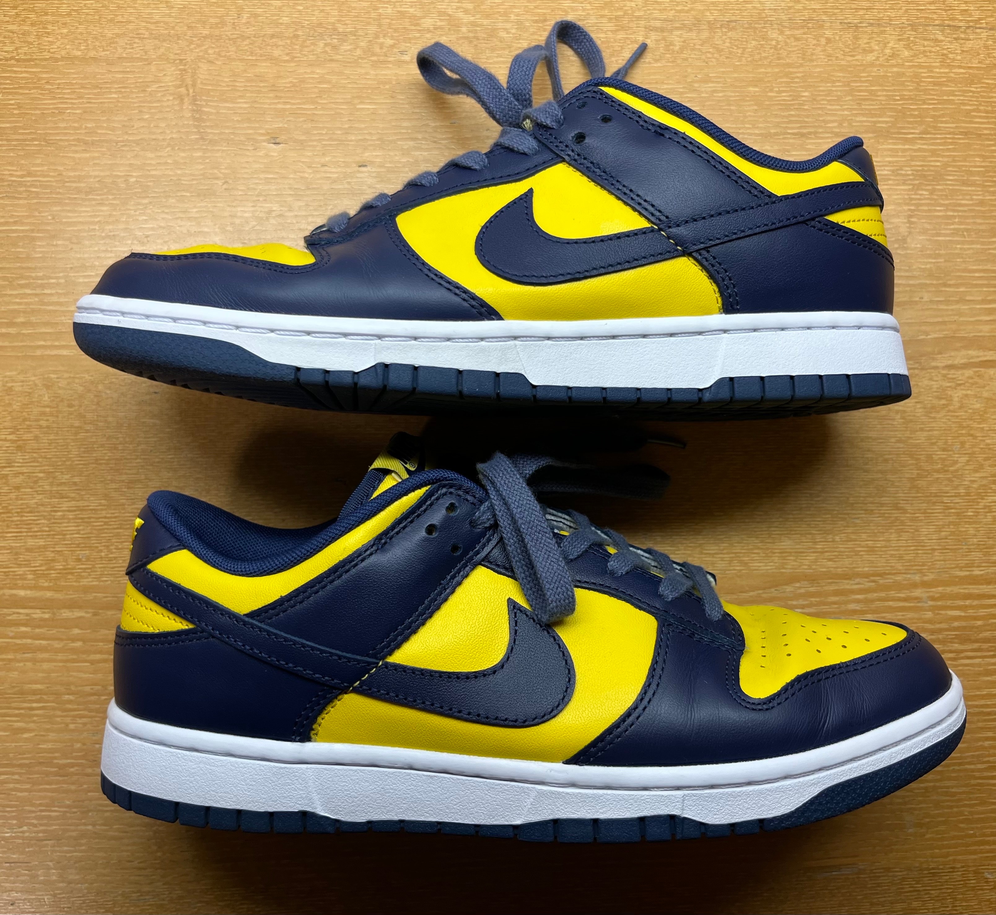 Nike Dunk Low "Michigan"