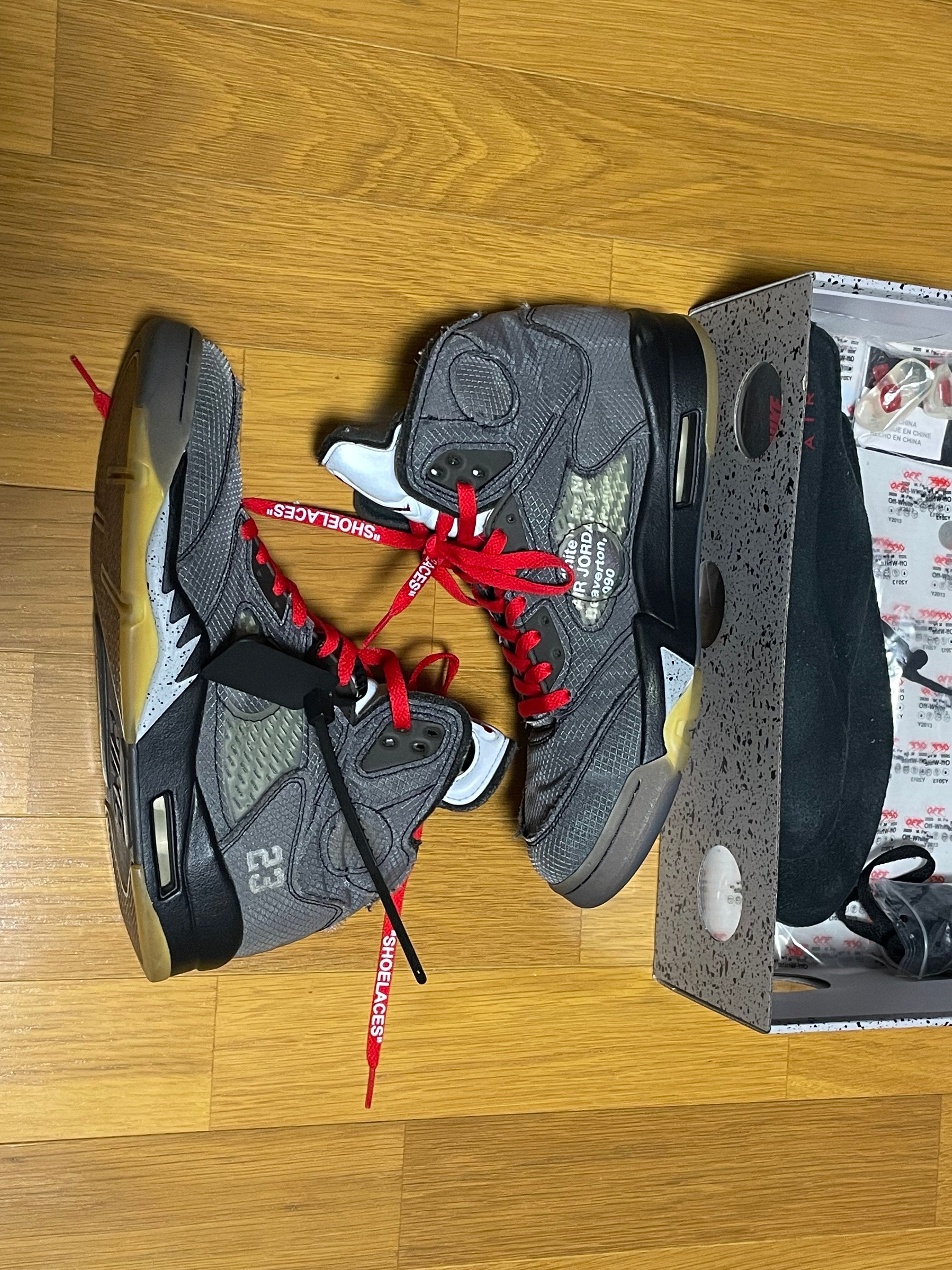 Off-White × Nike Air Jordan 5 "Black/Muslin/Fire Red"