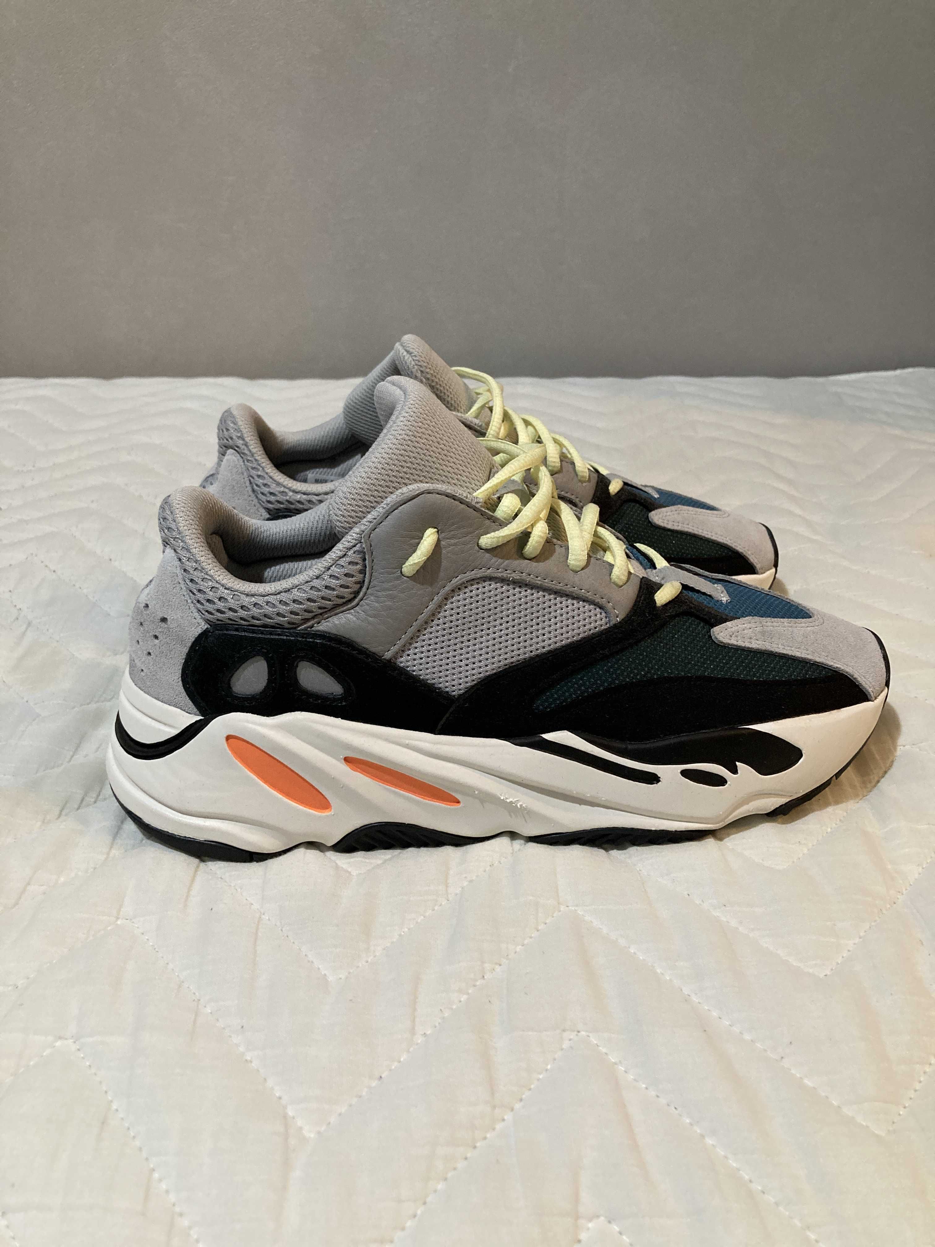 adidas YEEZY Boost 700 "Wave Runner"