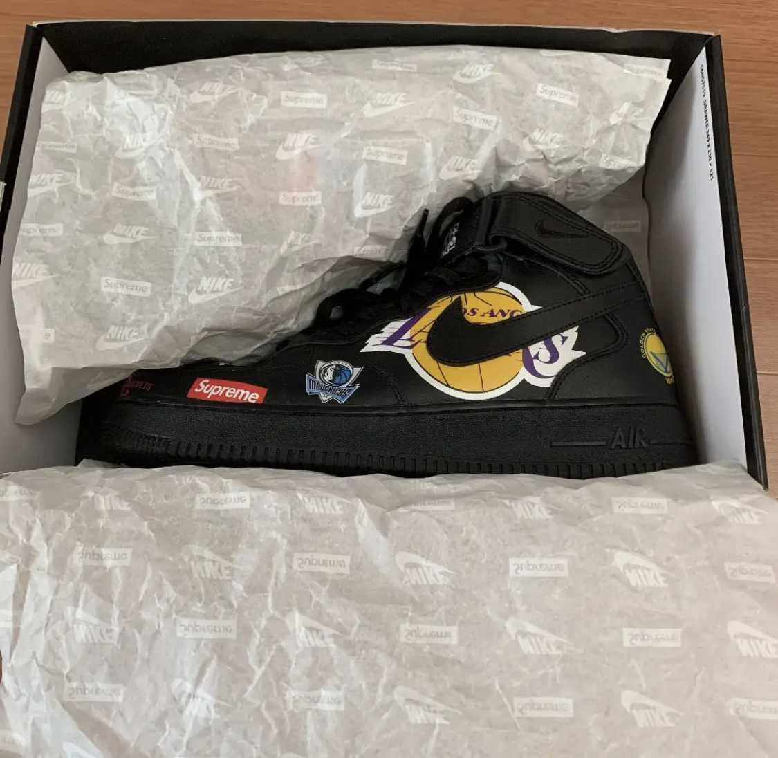 Supreme × NBA × Nike Air Force 1 Mid '07 "Black"