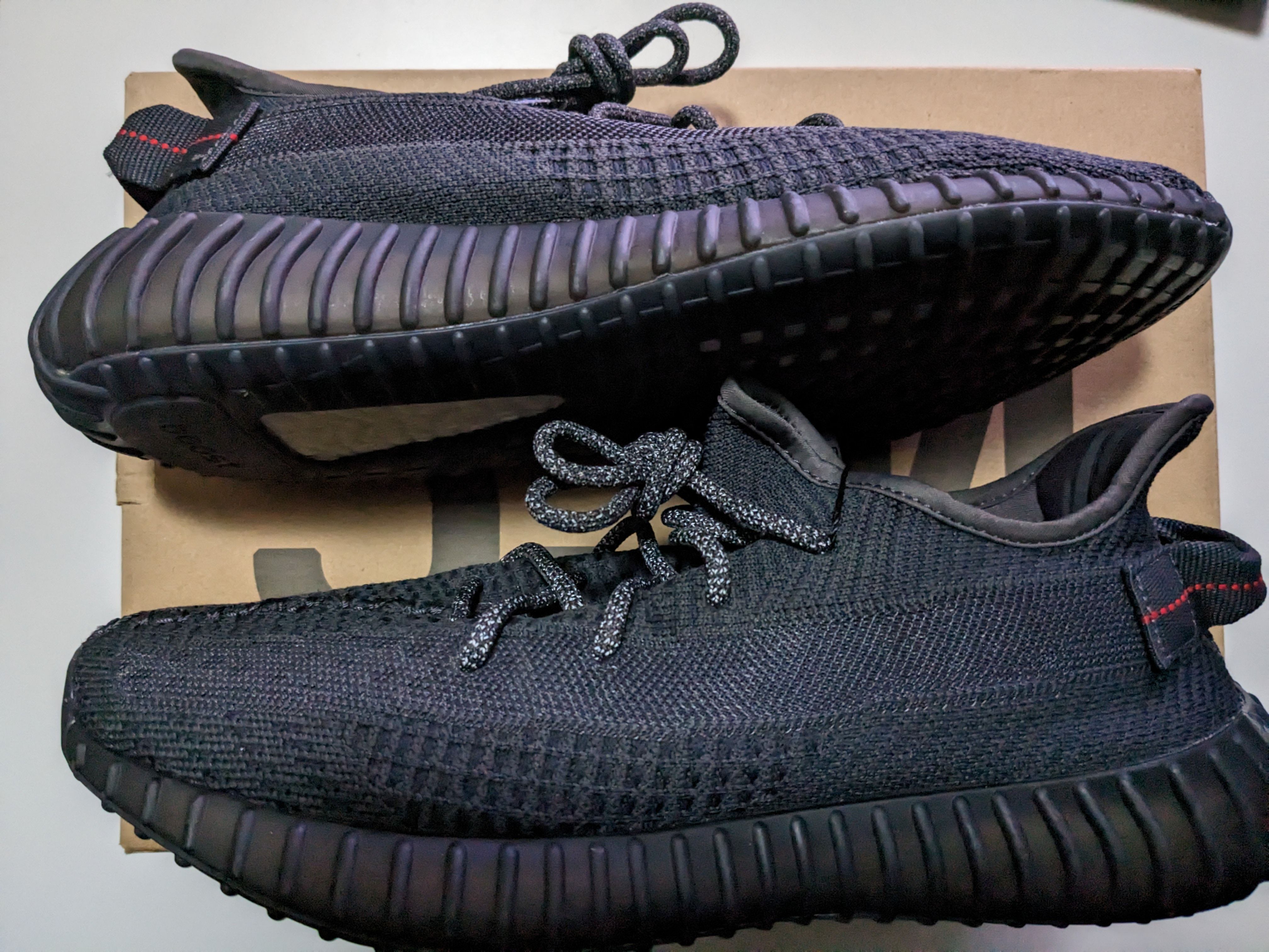 adidas YEEZY Boost 350 V2 "Black"