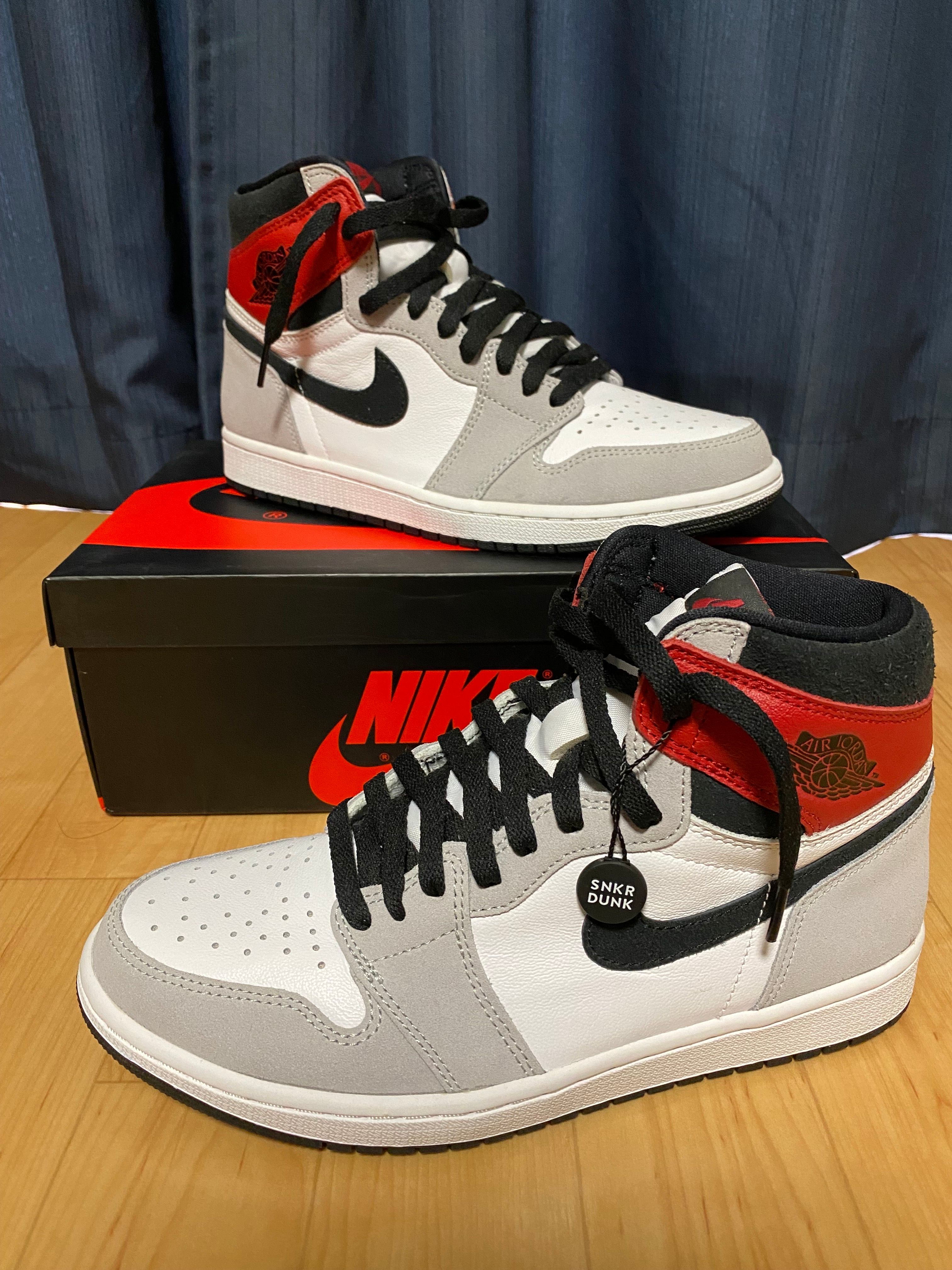 Nike Air Jordan 1 High OG "White/Black/Light Smoke Grey"